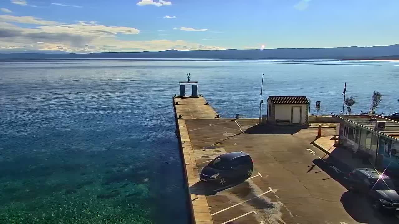 Otok  Brač Island, Bol Village & Adriatic Coast Live Cam - Bol, Brac Island, Split-Dalmatia, Croatia