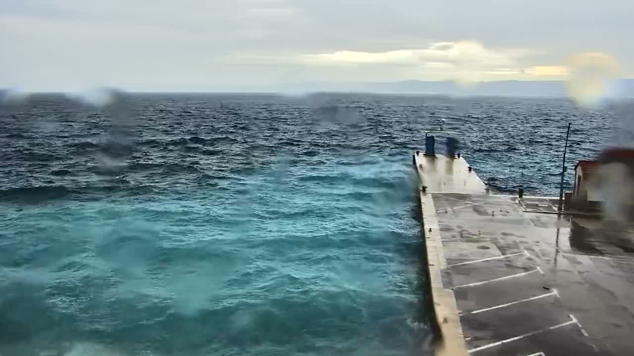 Otok  Brač Island, Bol Village & Adriatic Coast Live Cam - Bol, Brac Island, Split-Dalmatia, Croatia