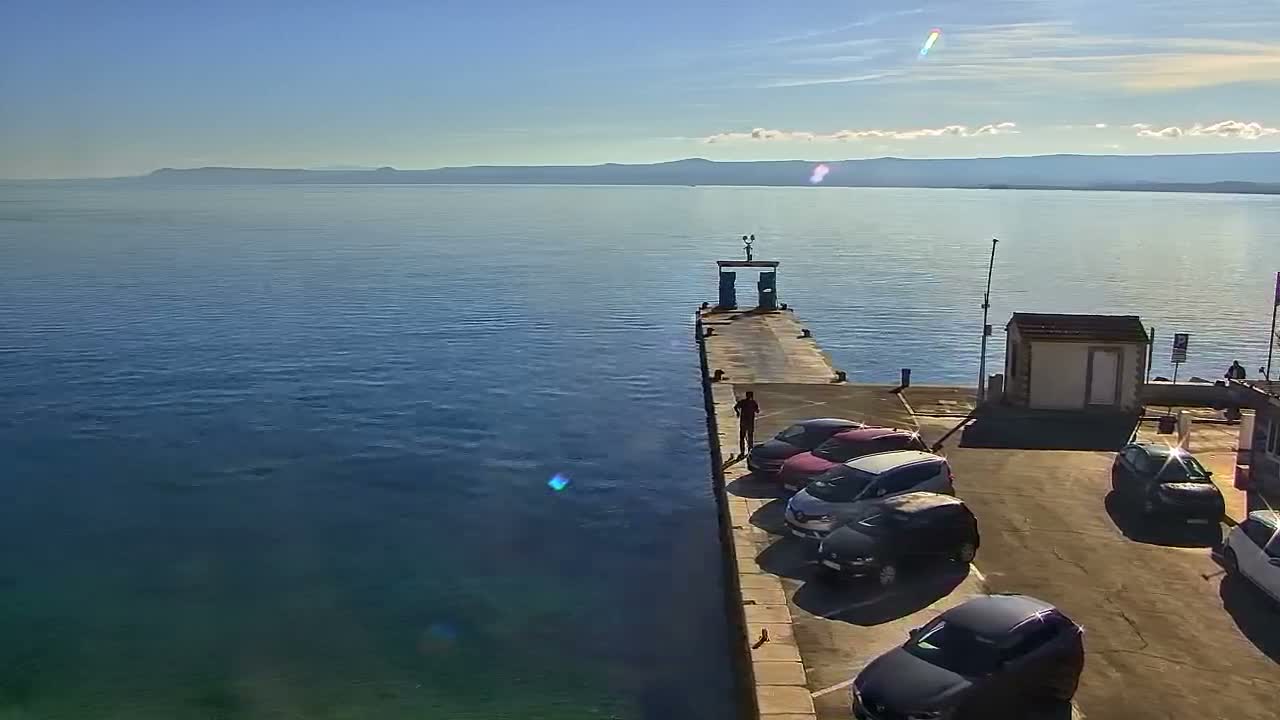 Otok  Brač Island, Bol Village & Adriatic Coast Live Cam - Bol, Brac Island, Split-Dalmatia, Croatia