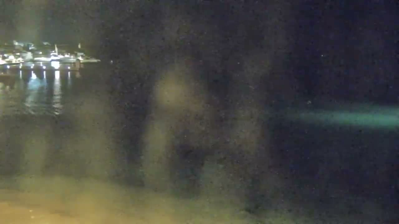 Otok  Brač Island, Bol Village & Adriatic Coast Live Cam - Bol, Brac Island, Split-Dalmatia, Croatia