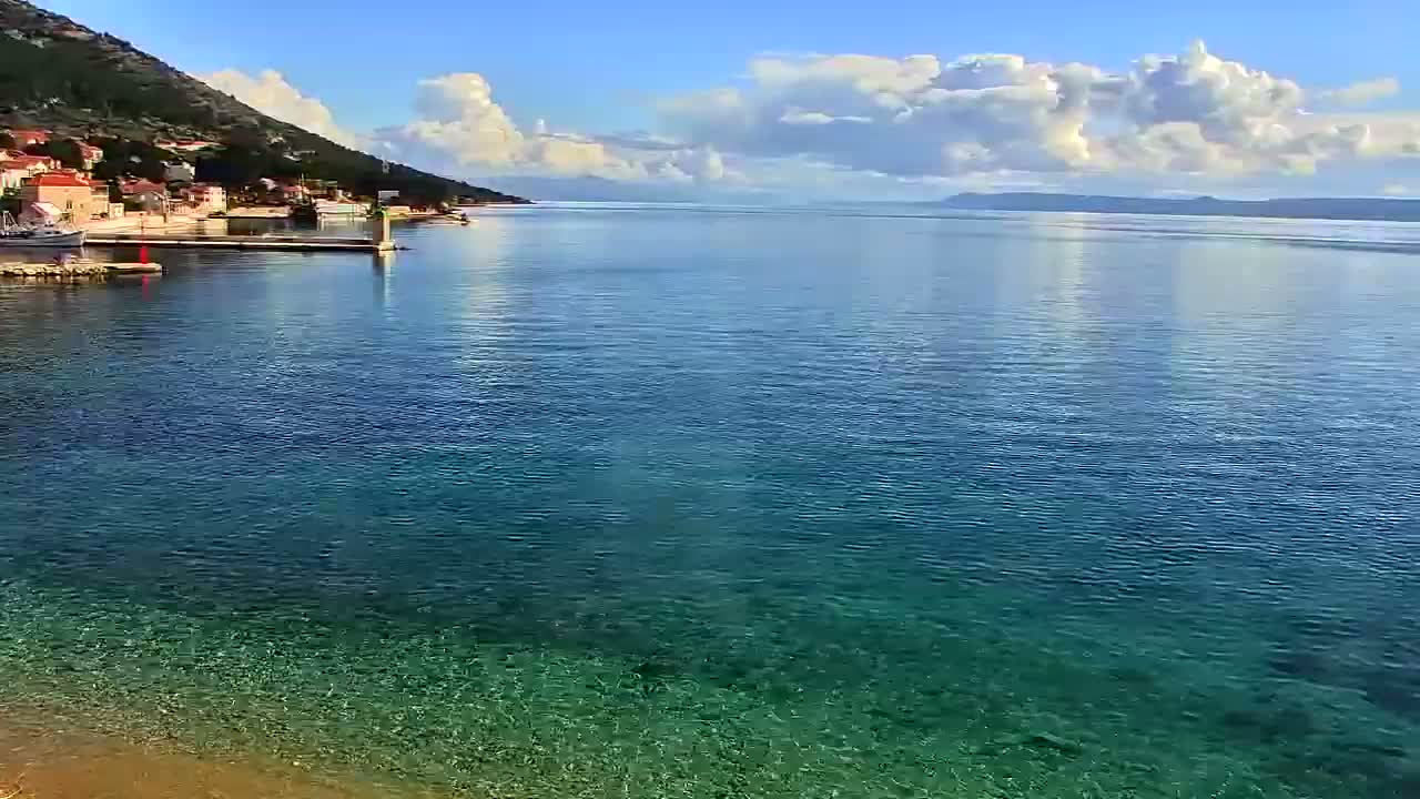 Otok  Brač Island, Bol Village & Adriatic Coast Live Cam - Bol, Brac Island, Split-Dalmatia, Croatia
