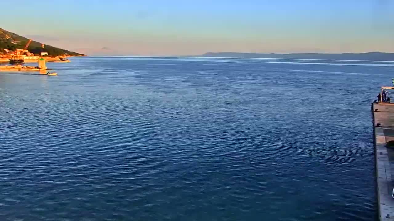 Otok  Brač Island, Bol Village & Adriatic Coast Live Cam - Bol, Brac Island, Split-Dalmatia, Croatia