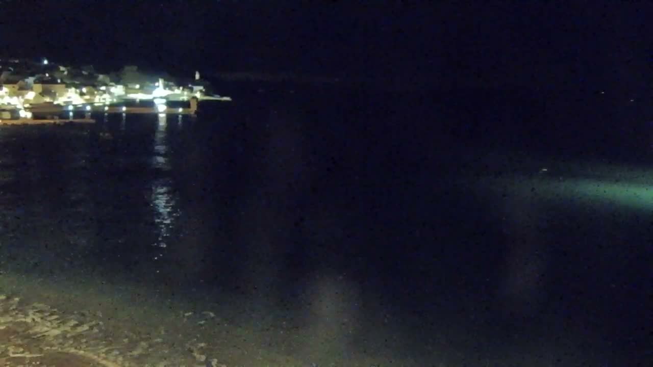 Otok  Brač Island, Bol Village & Adriatic Coast Live Cam - Bol, Brac Island, Split-Dalmatia, Croatia
