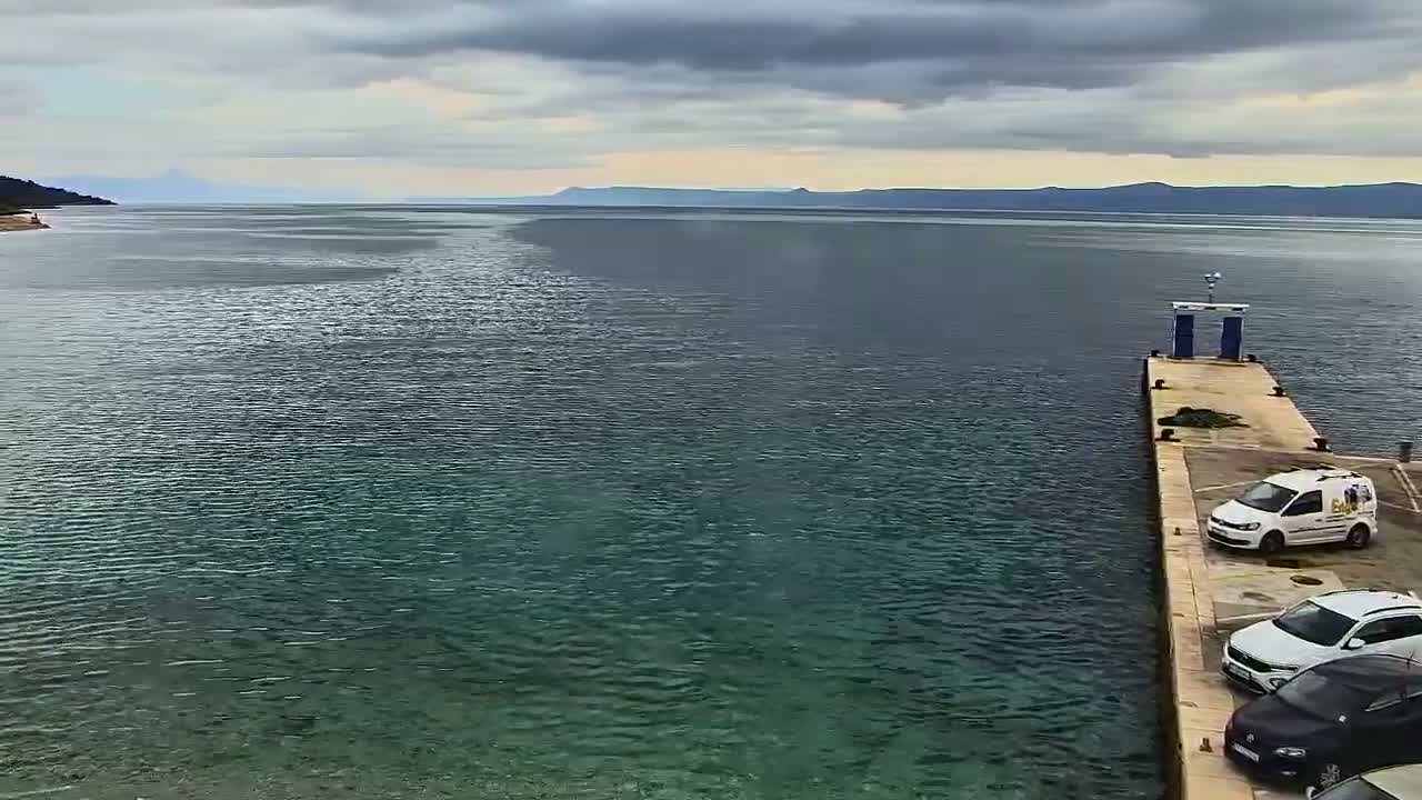 Otok  Brač Island, Bol Village & Adriatic Coast Live Cam - Bol, Brac Island, Split-Dalmatia, Croatia