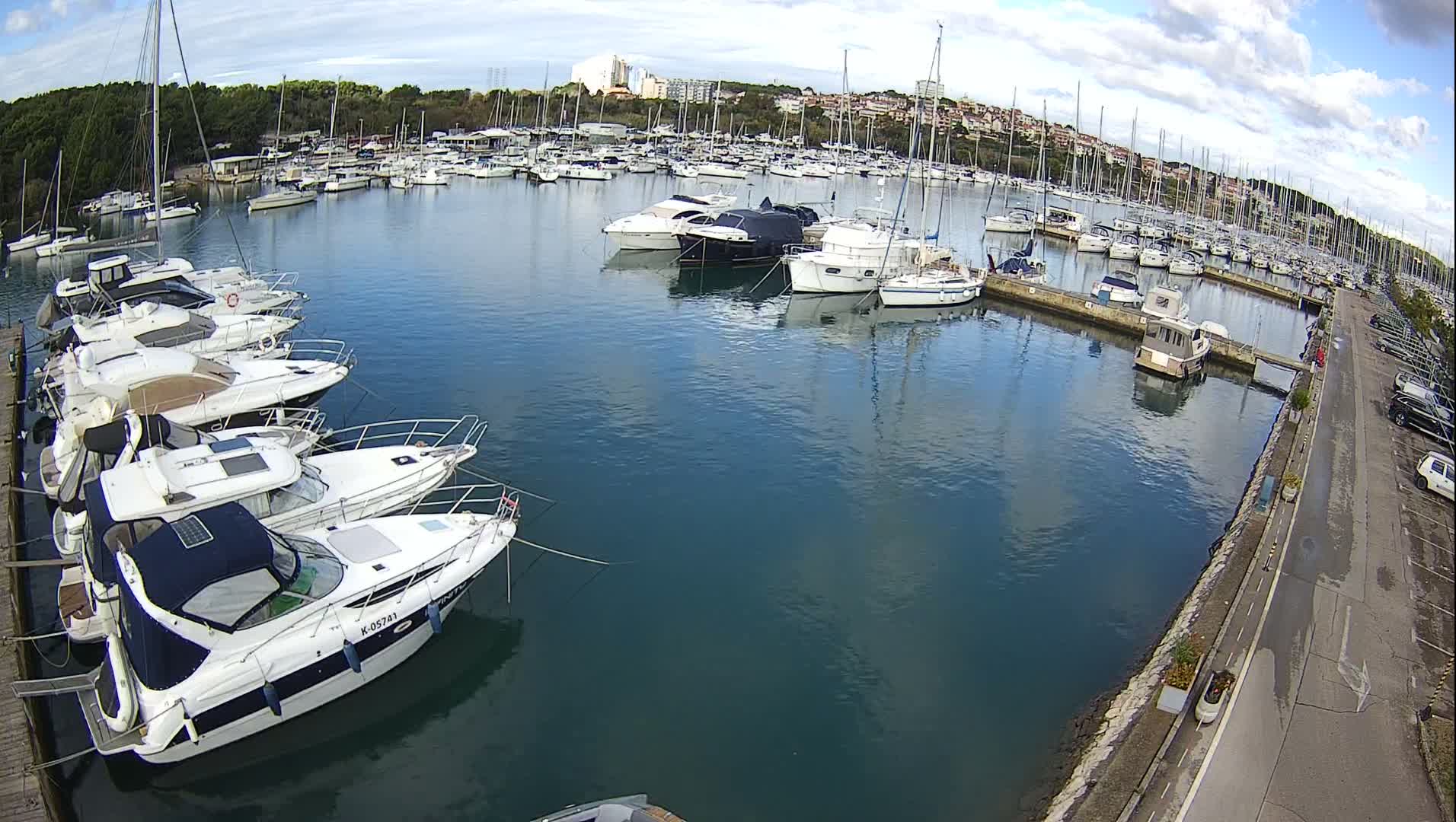 Pula, Marina Veruda North View Live Cam - Pjescana Uvala, Pula, Istria, Croatia