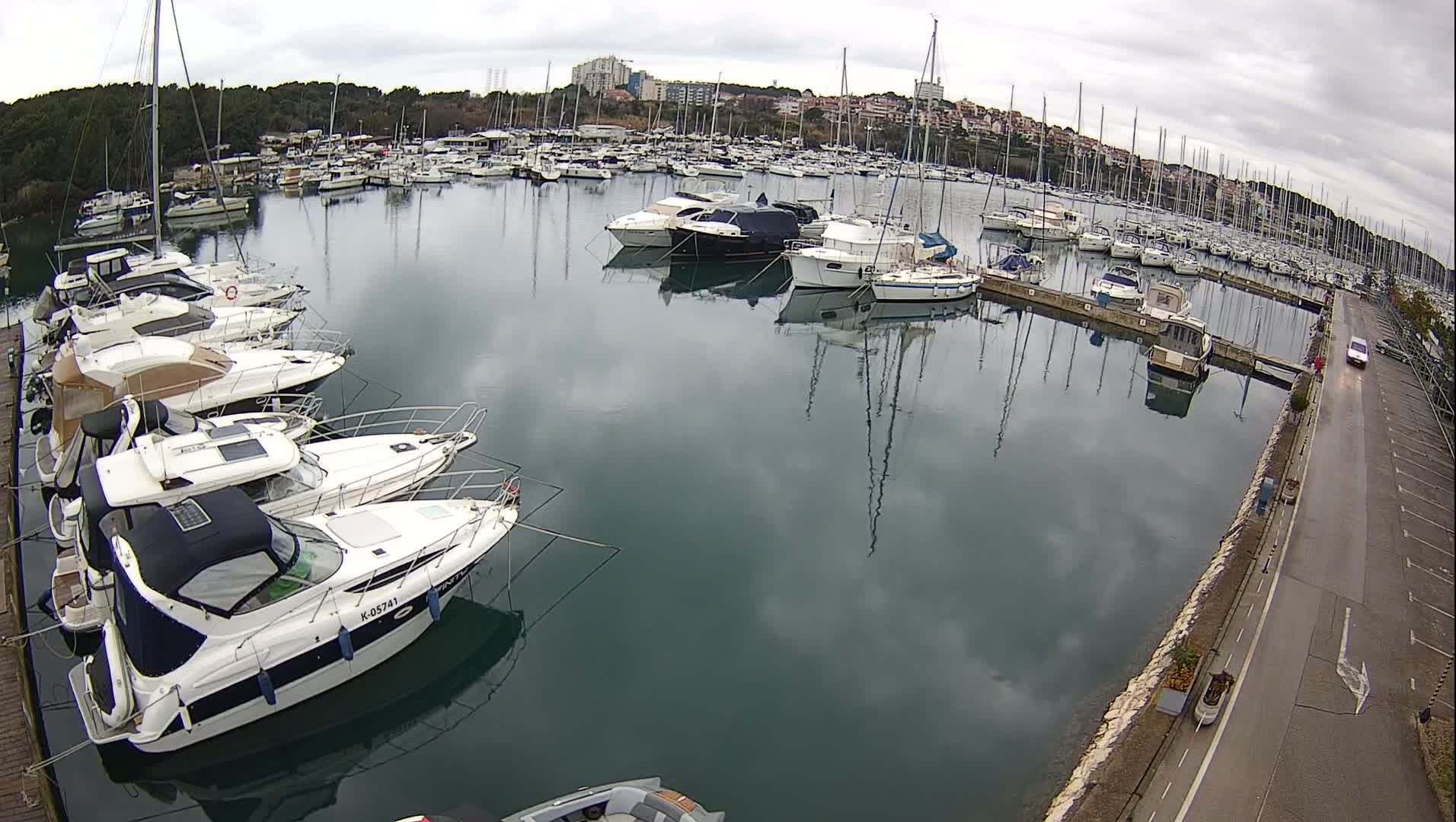 Pula, Marina Veruda North View Live Cam - Pjescana Uvala, Pula, Istria, Croatia