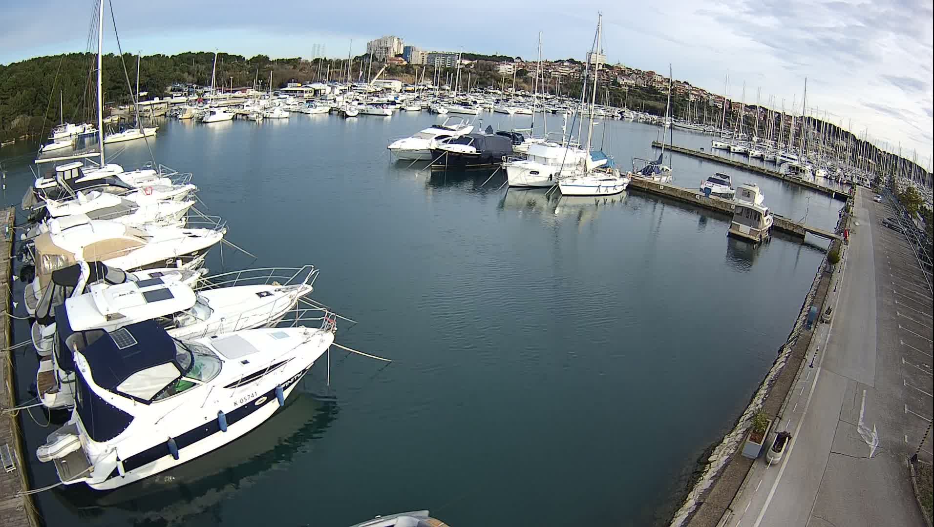 Pula, Marina Veruda North View Live Cam - Pjescana Uvala, Pula, Istria, Croatia