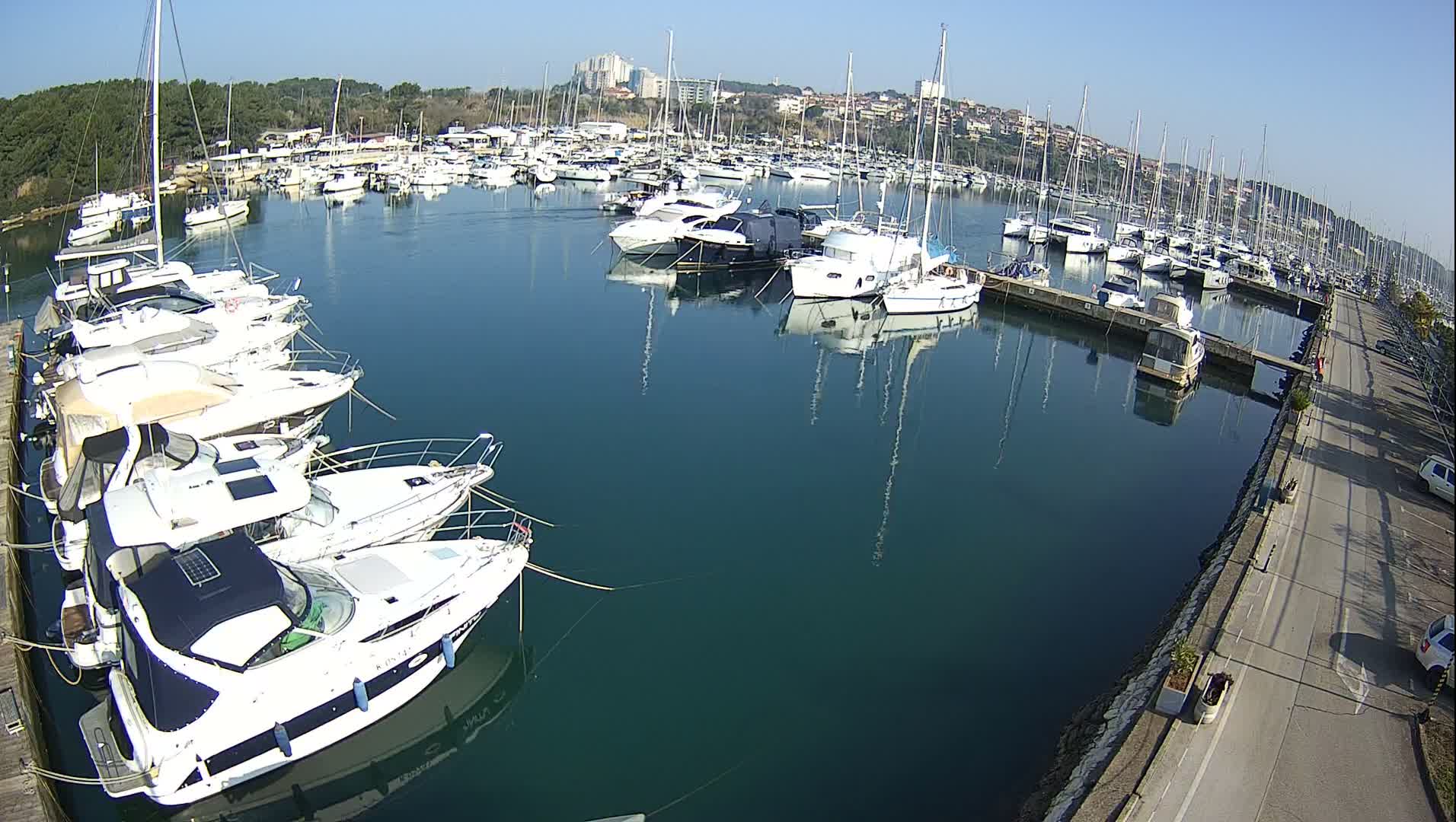 Pula, Marina Veruda North View Live Cam - Pjescana Uvala, Pula, Istria, Croatia