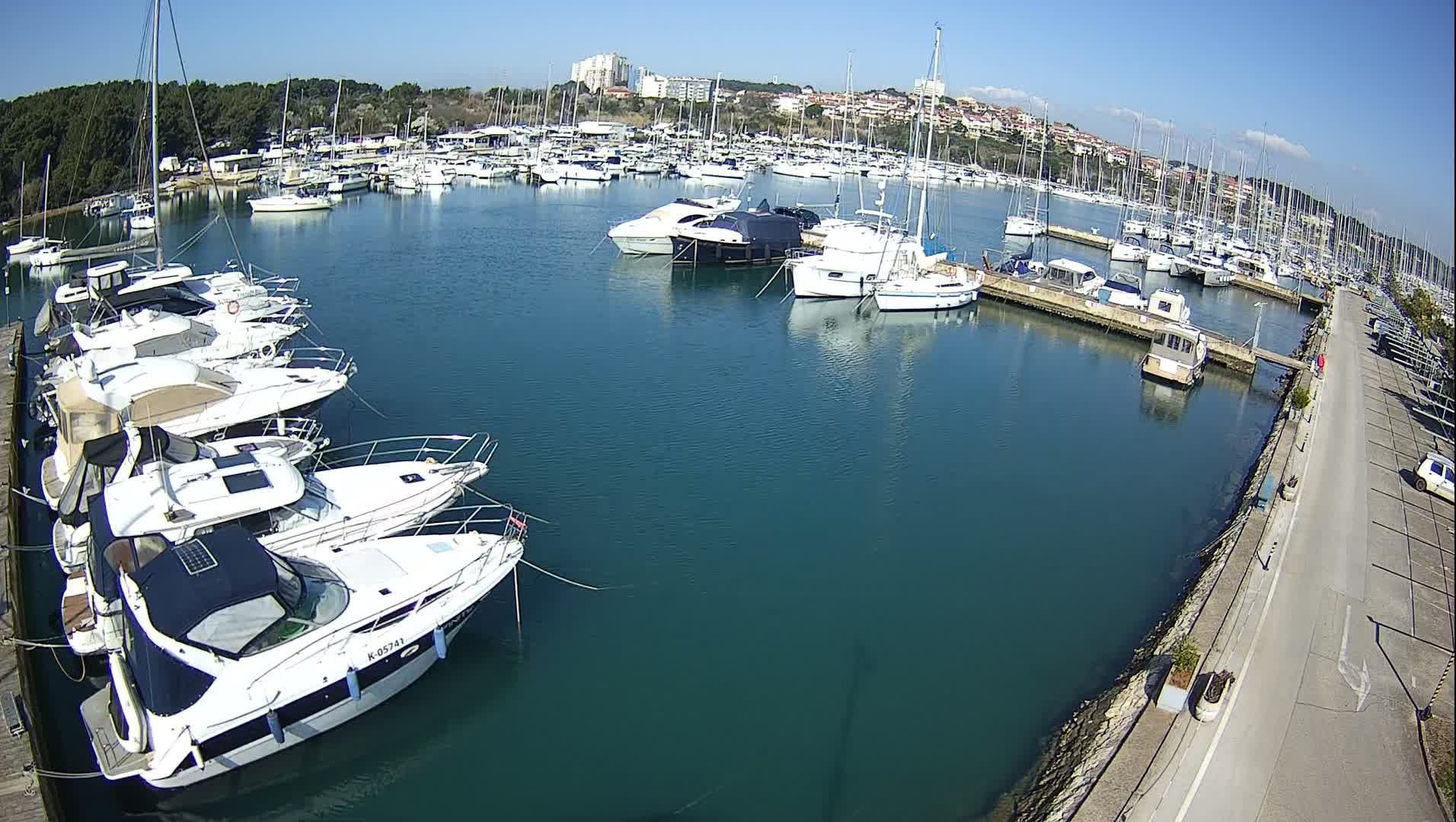 Pula, Marina Veruda North View Live Cam - Pjescana Uvala, Pula, Istria, Croatia