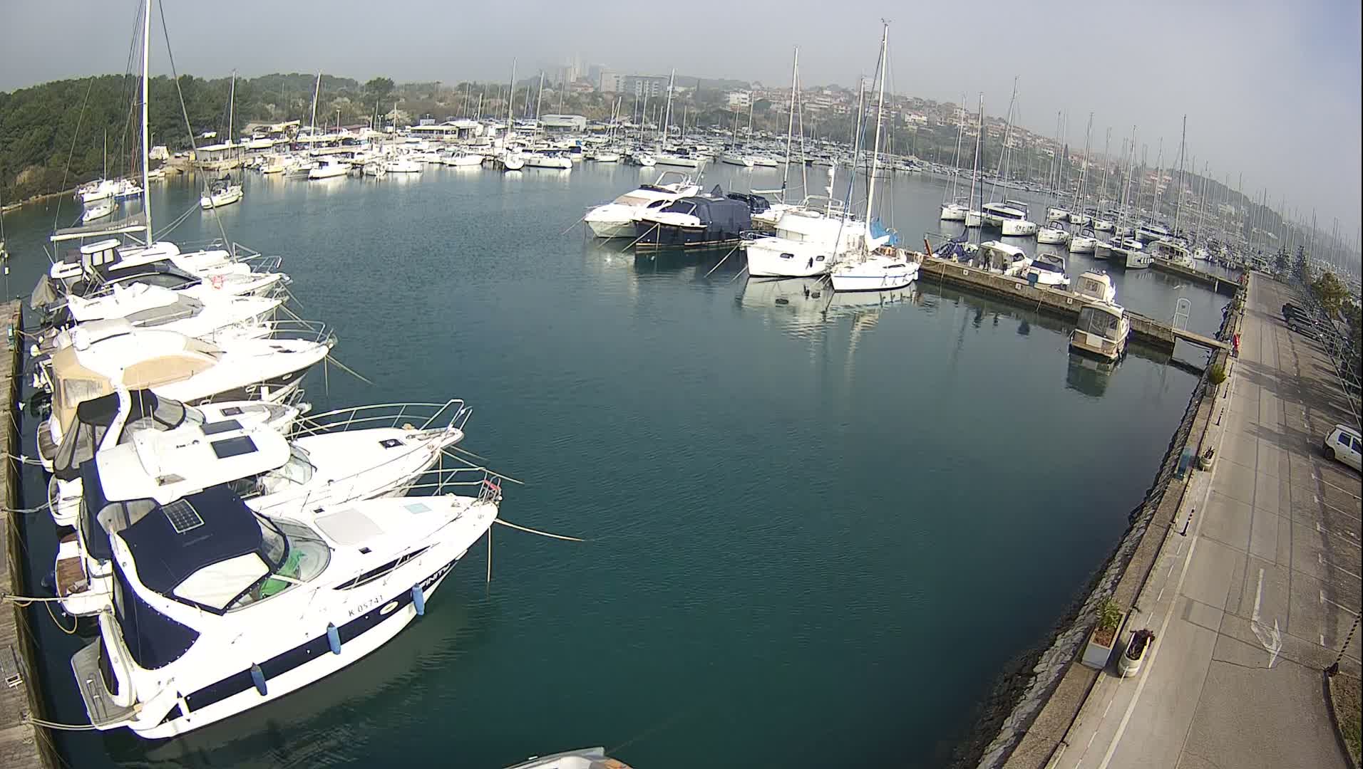 Pula, Marina Veruda North View Live Cam - Pjescana Uvala, Pula, Istria, Croatia