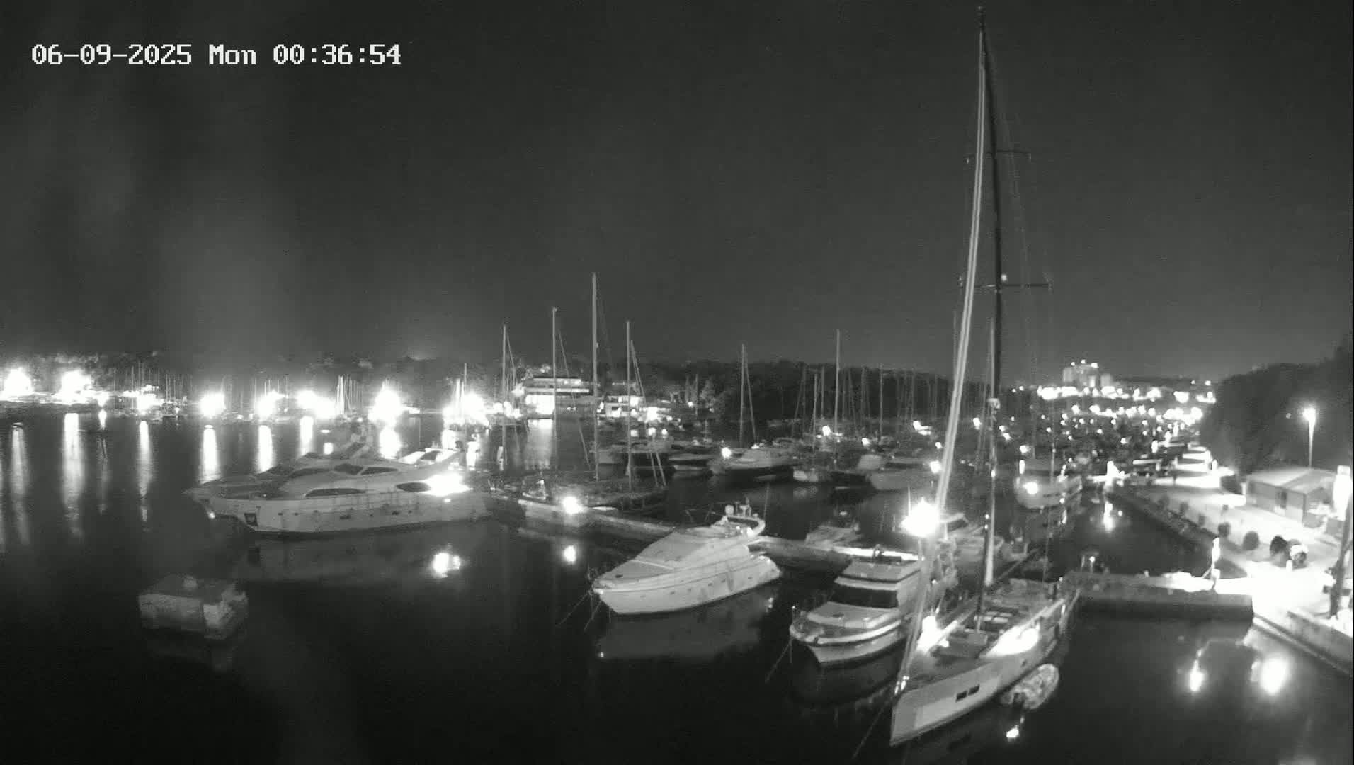 Pula, Marina Veruda East View Live Cam - Pjescana Uvala, Pula, Istria, Croatia