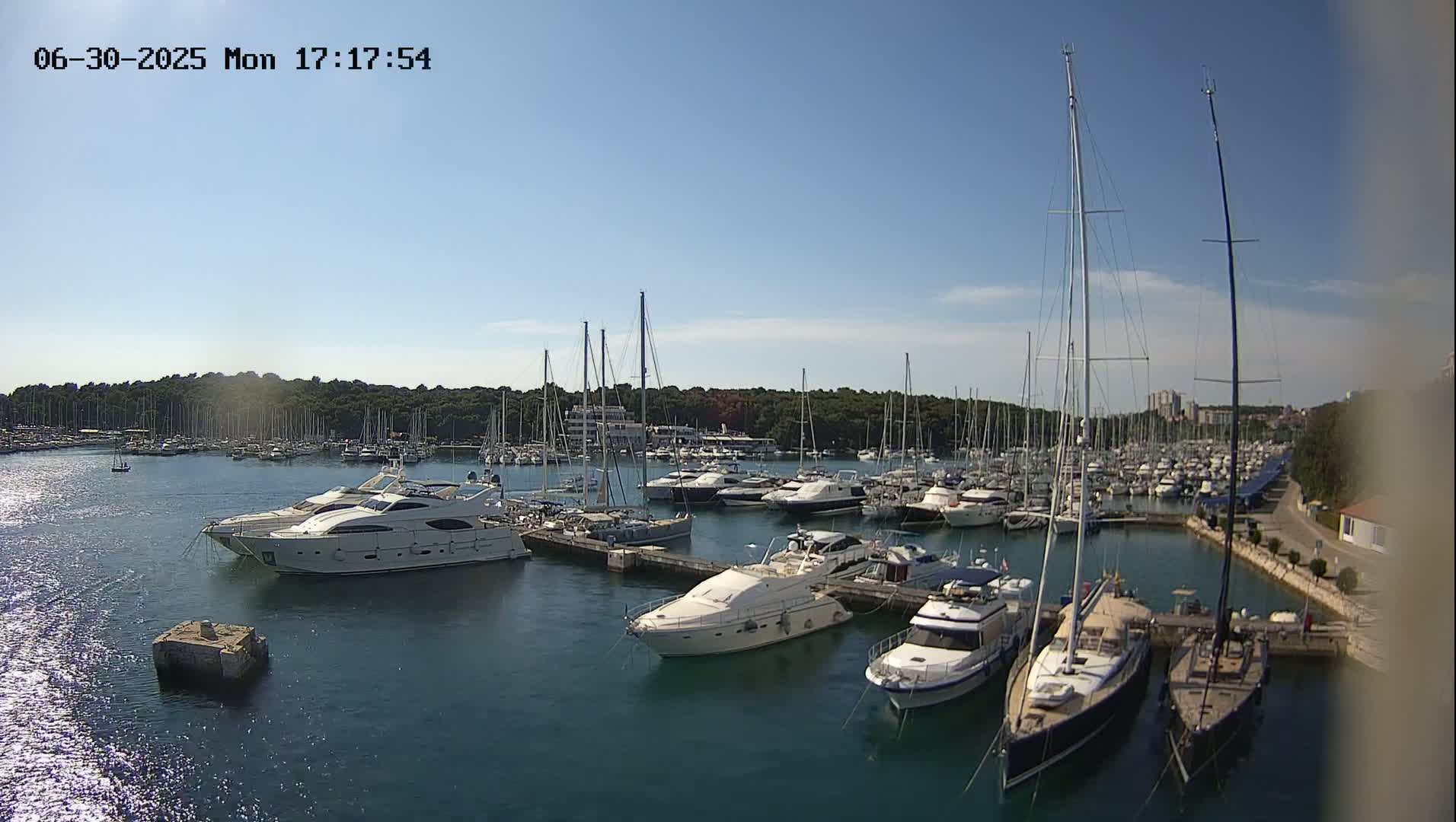 Pula, Marina Veruda East View Live Cam - Pjescana Uvala, Pula, Istria, Croatia