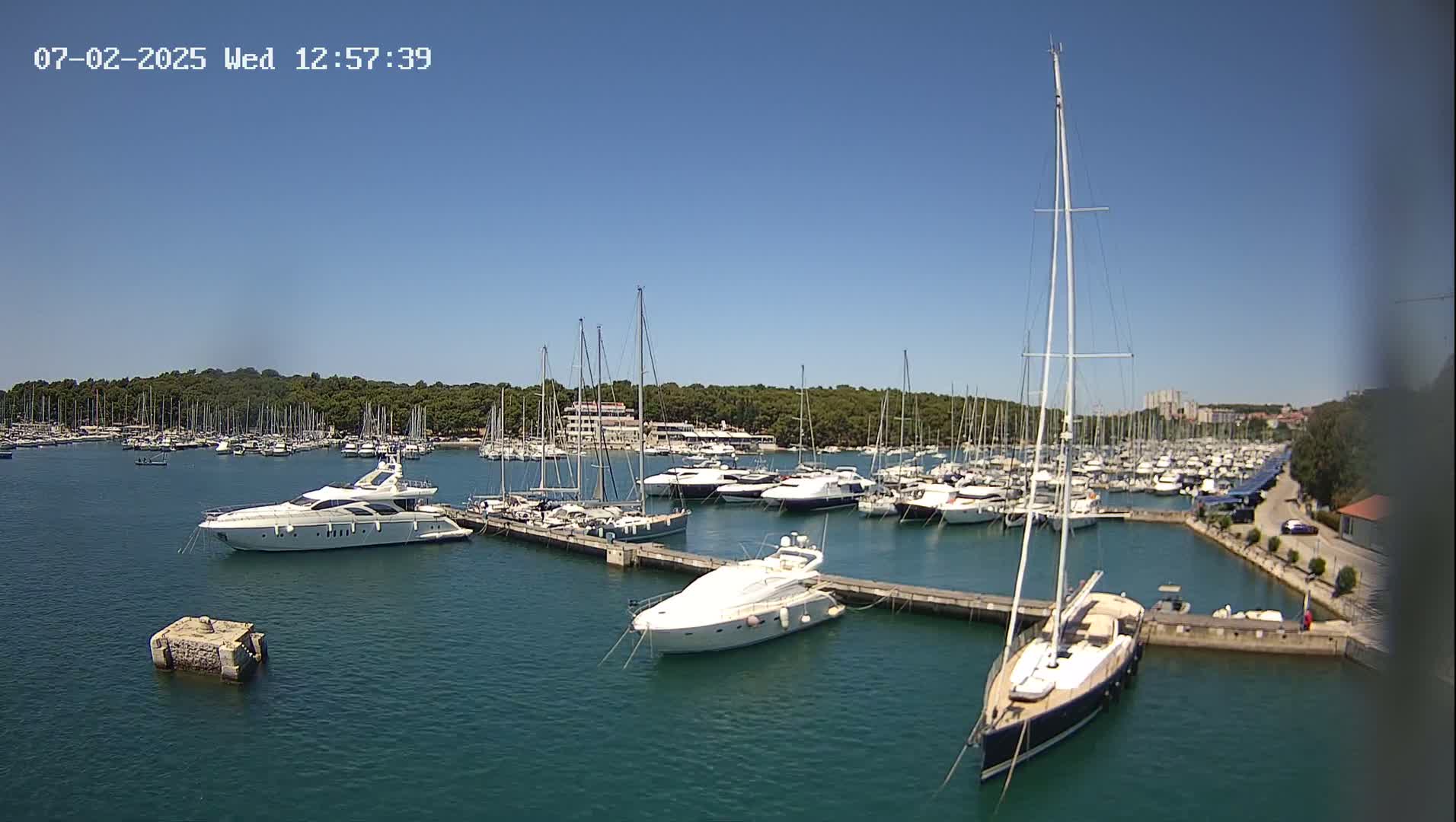 Pula, Marina Veruda East View Live Cam - Pjescana Uvala, Pula, Istria, Croatia