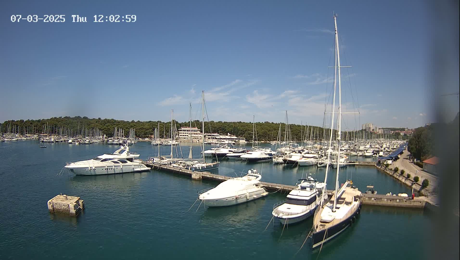 Pula, Marina Veruda East View Live Cam - Pjescana Uvala, Pula, Istria, Croatia