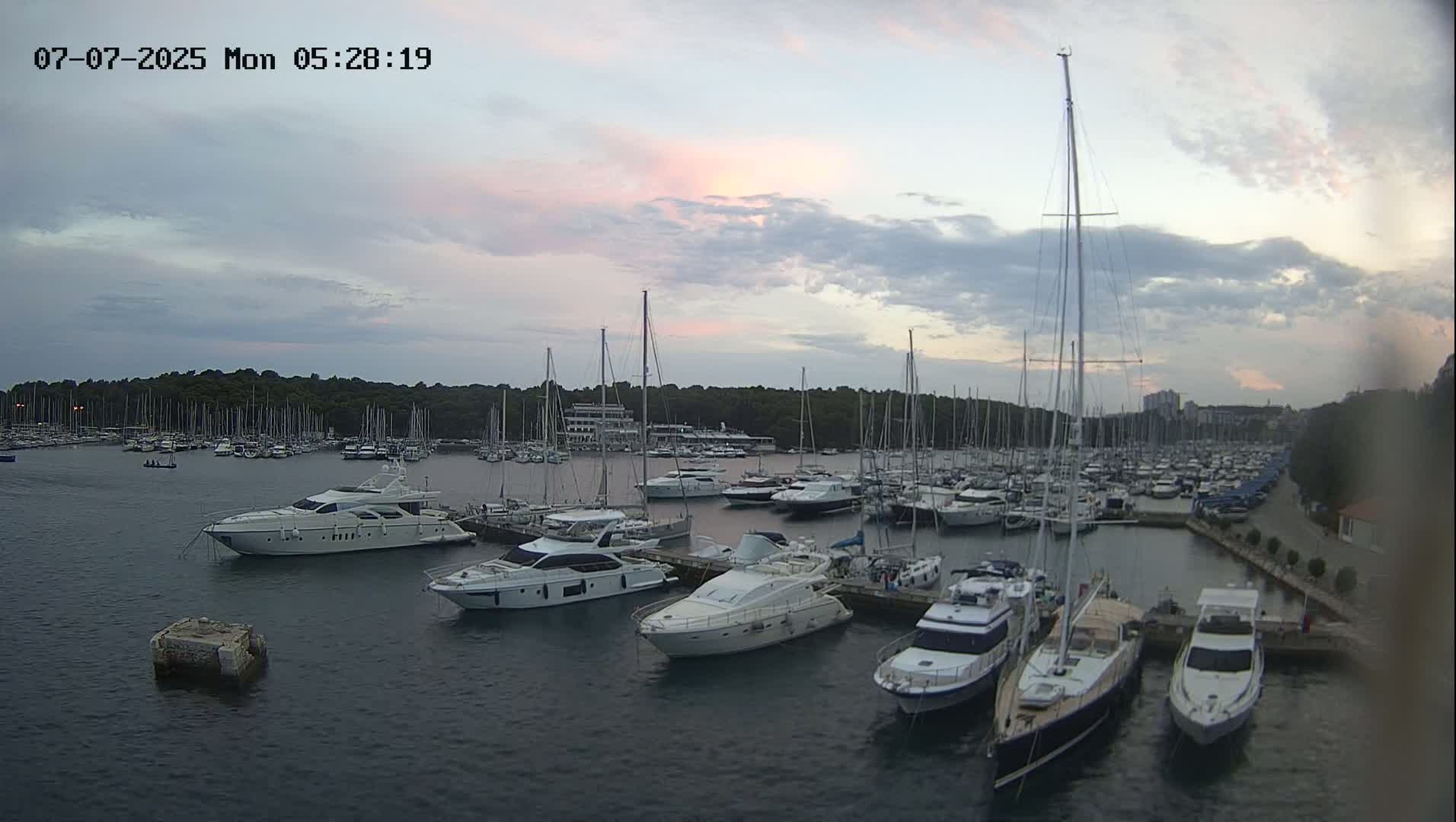 Pula, Marina Veruda East View Live Cam - Pjescana Uvala, Pula, Istria, Croatia