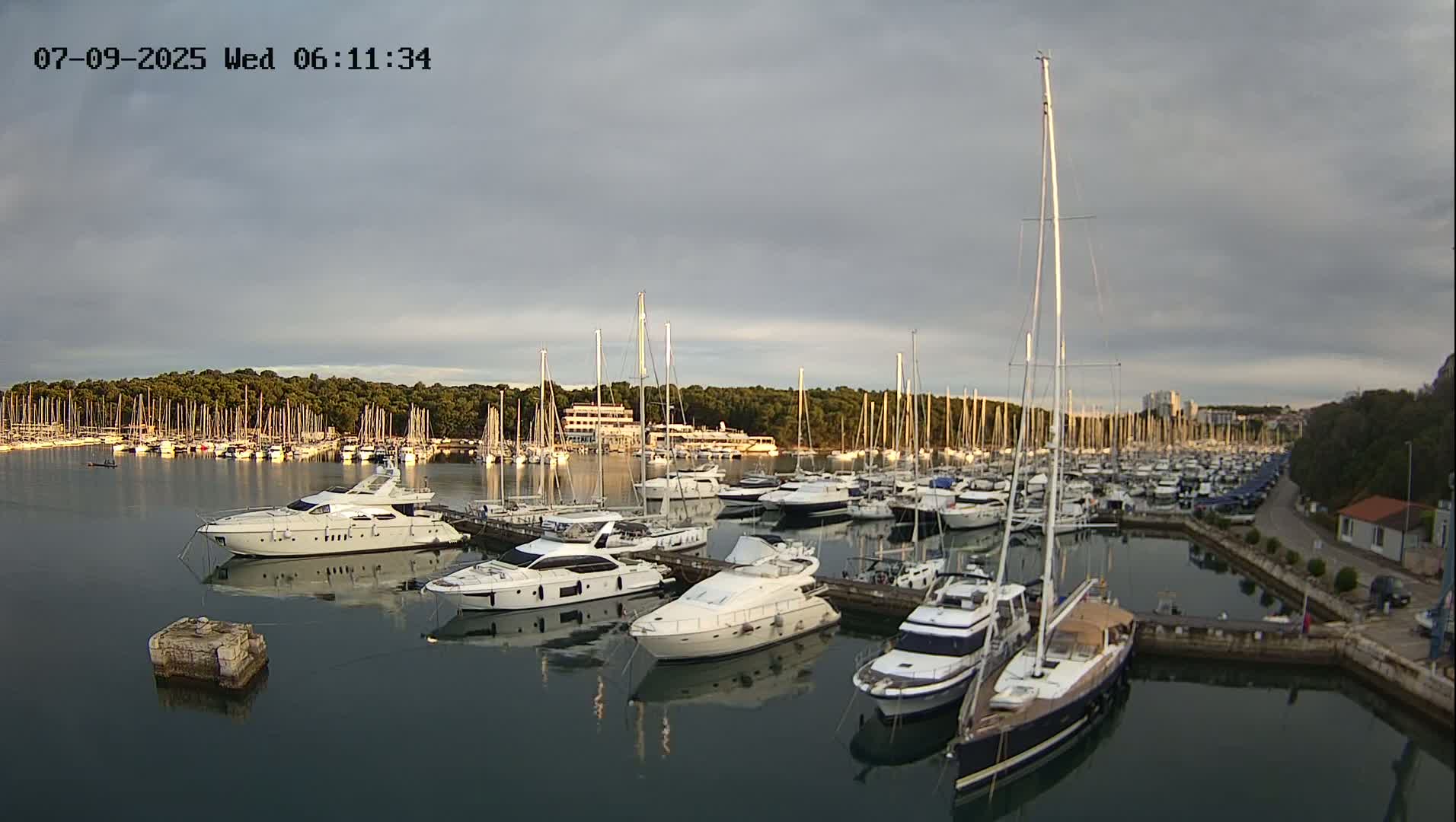 Pula, Marina Veruda East View Live Cam - Pjescana Uvala, Pula, Istria, Croatia