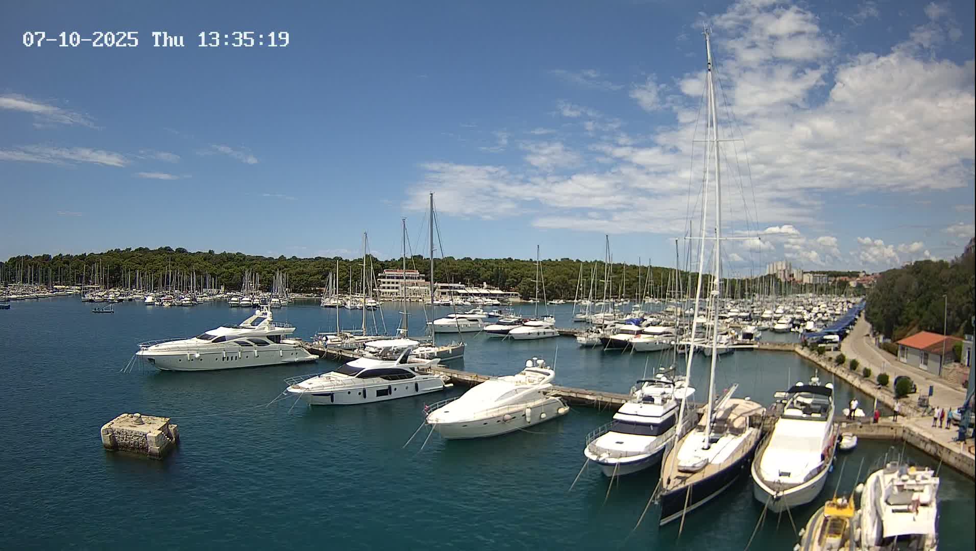 Pula, Marina Veruda East View Live Cam - Pjescana Uvala, Pula, Istria, Croatia