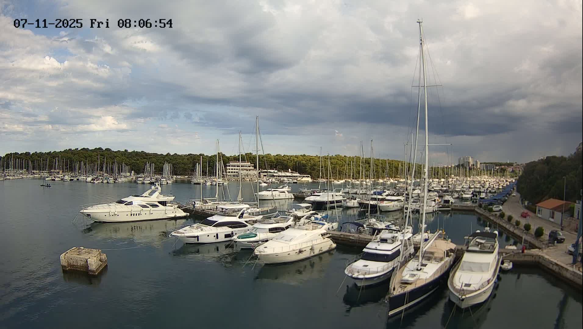 Pula, Marina Veruda East View Live Cam - Pjescana Uvala, Pula, Istria, Croatia