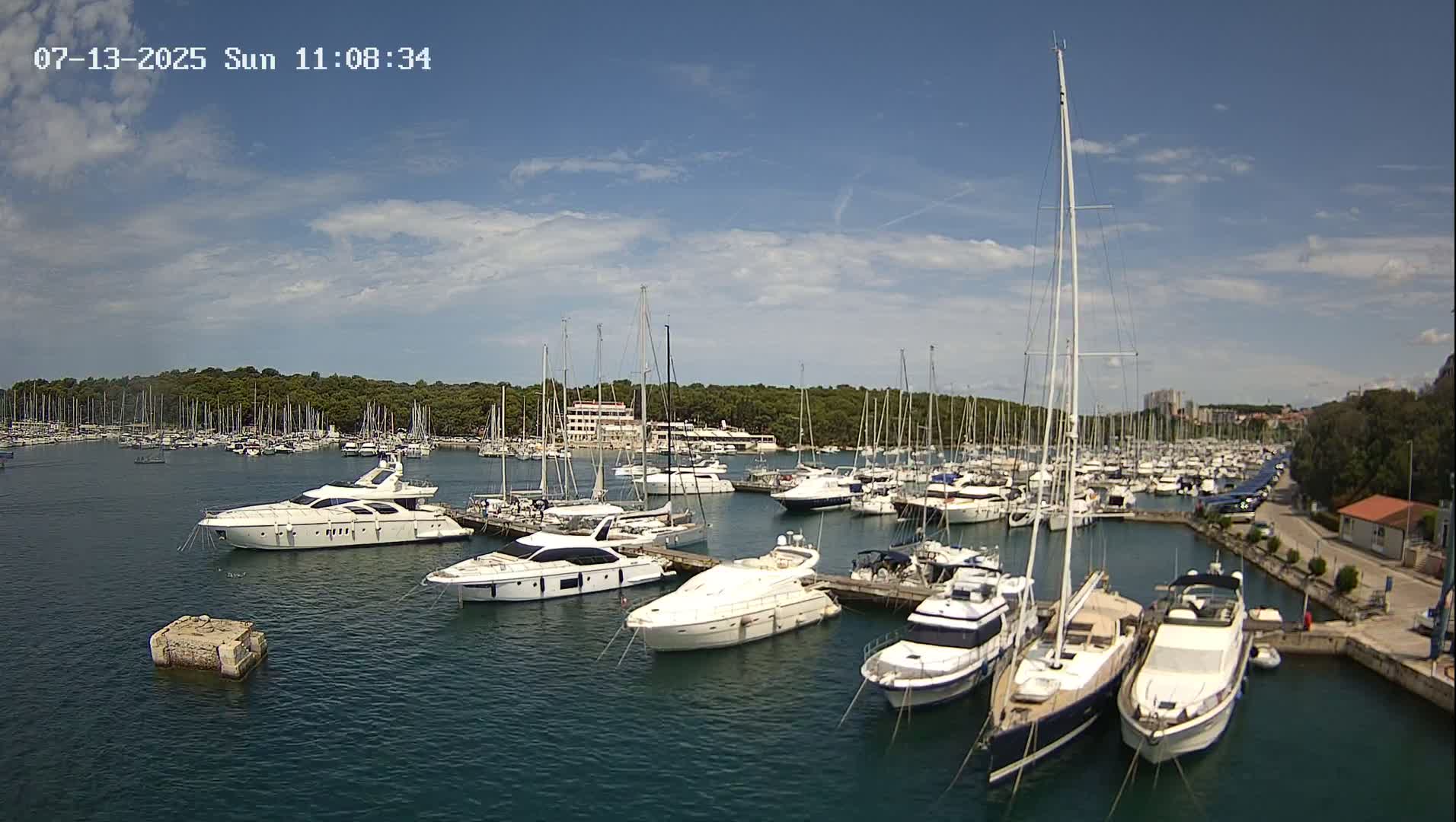 Pula, Marina Veruda East View Live Cam - Pjescana Uvala, Pula, Istria, Croatia