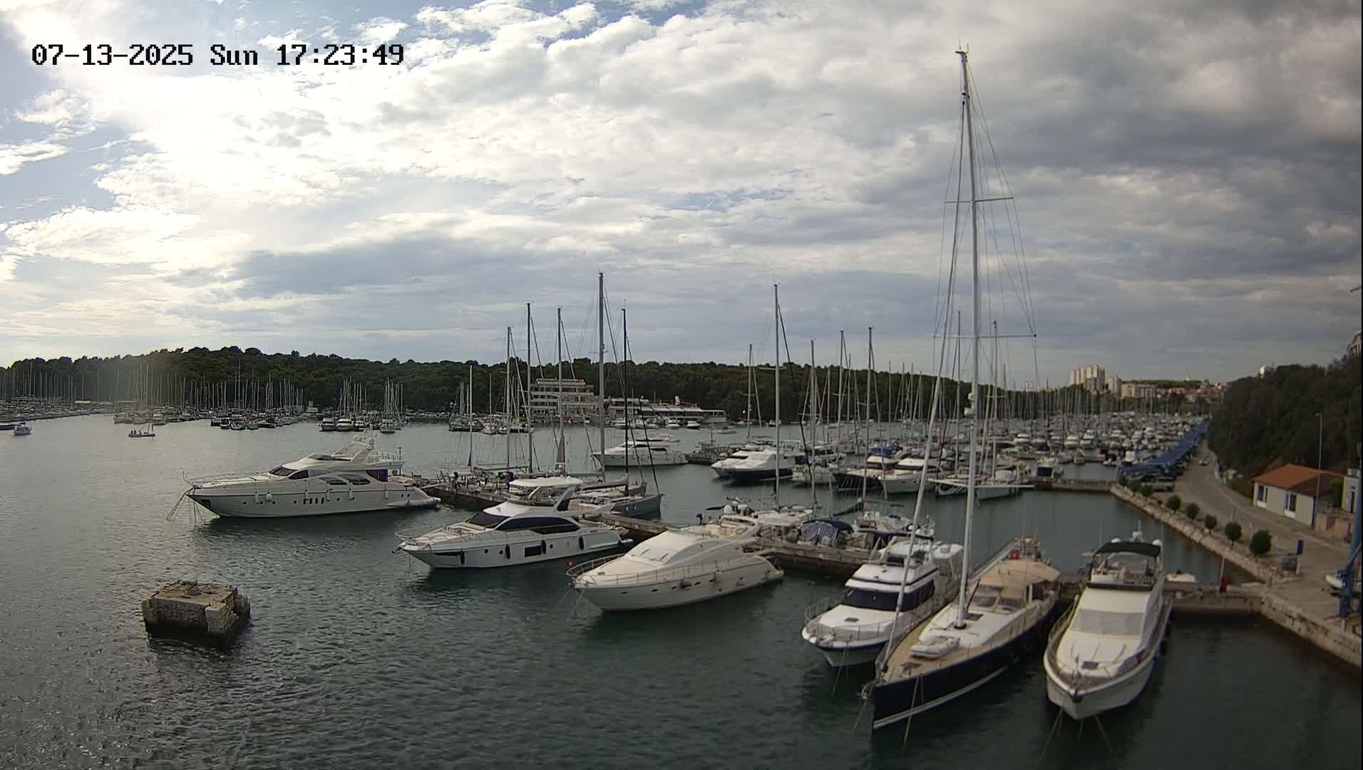 Pula, Marina Veruda East View Live Cam - Pjescana Uvala, Pula, Istria, Croatia