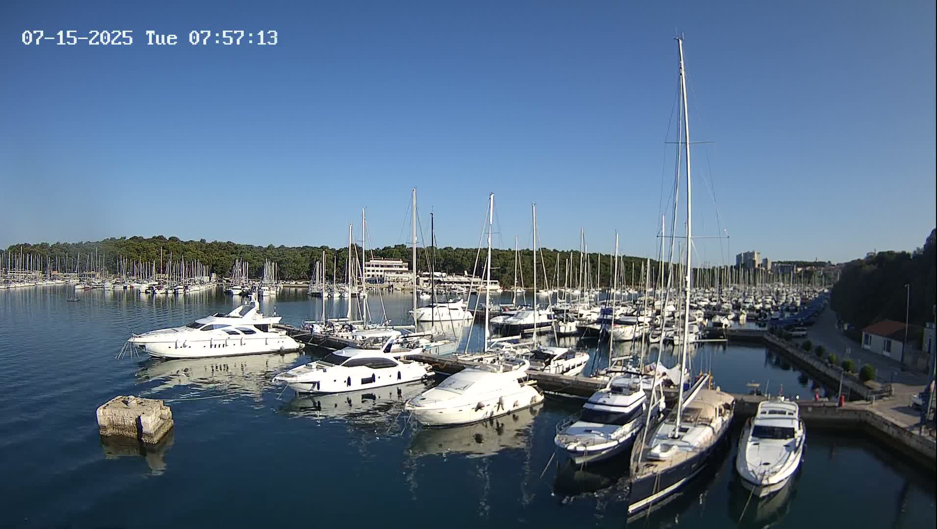 Pula, Marina Veruda East View Live Cam - Pjescana Uvala, Pula, Istria, Croatia