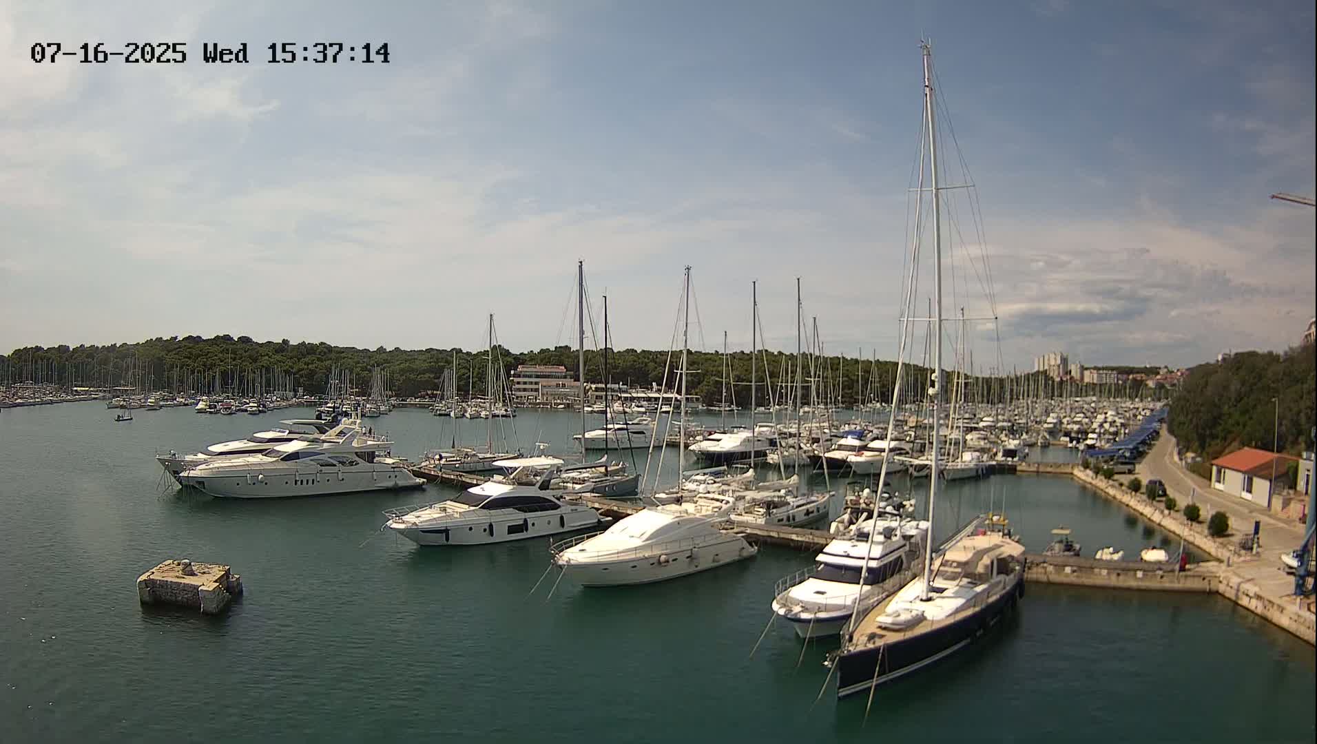 Pula, Marina Veruda East View Live Cam - Pjescana Uvala, Pula, Istria, Croatia