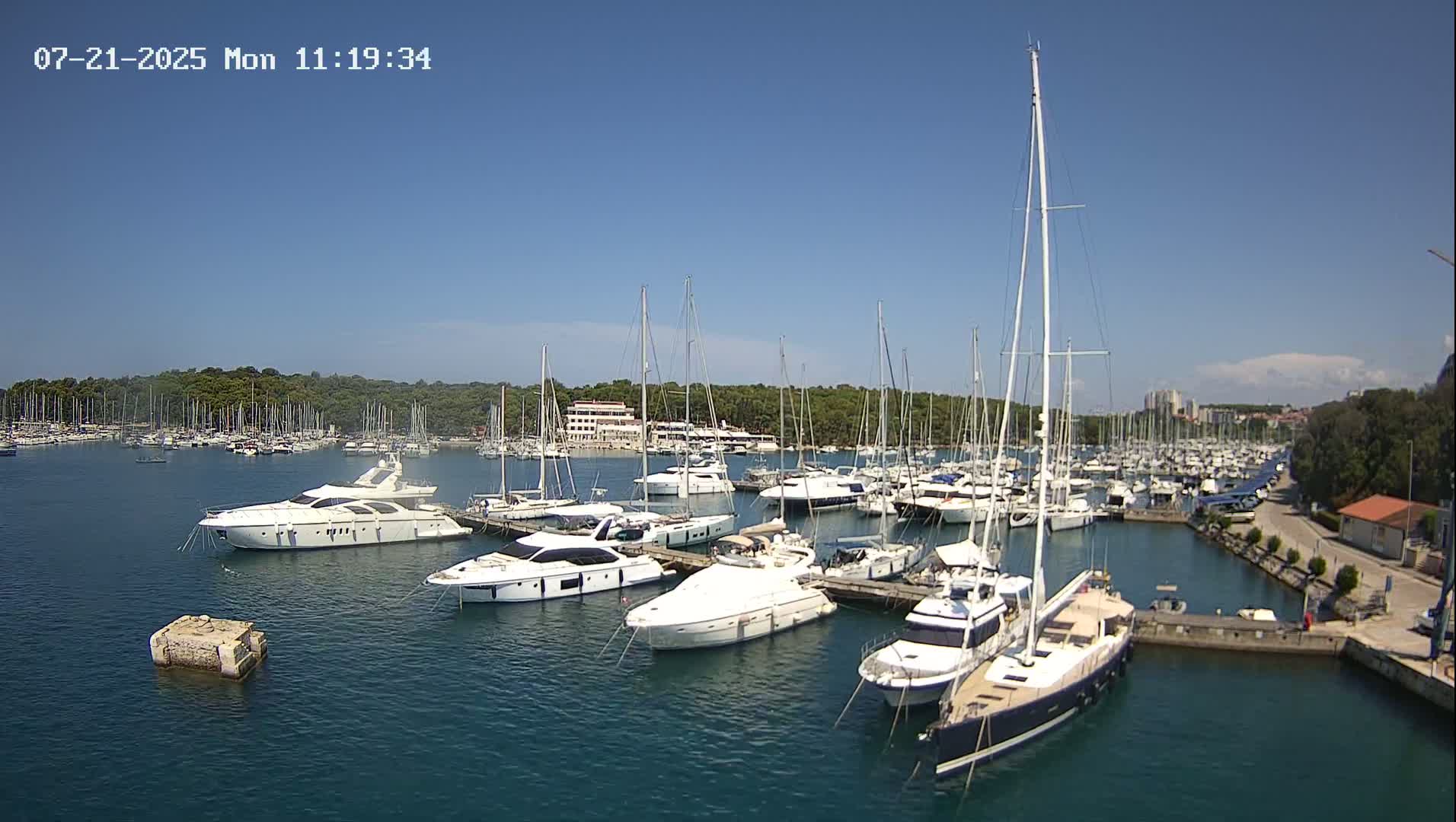 Pula, Marina Veruda East View Live Cam - Pjescana Uvala, Pula, Istria, Croatia