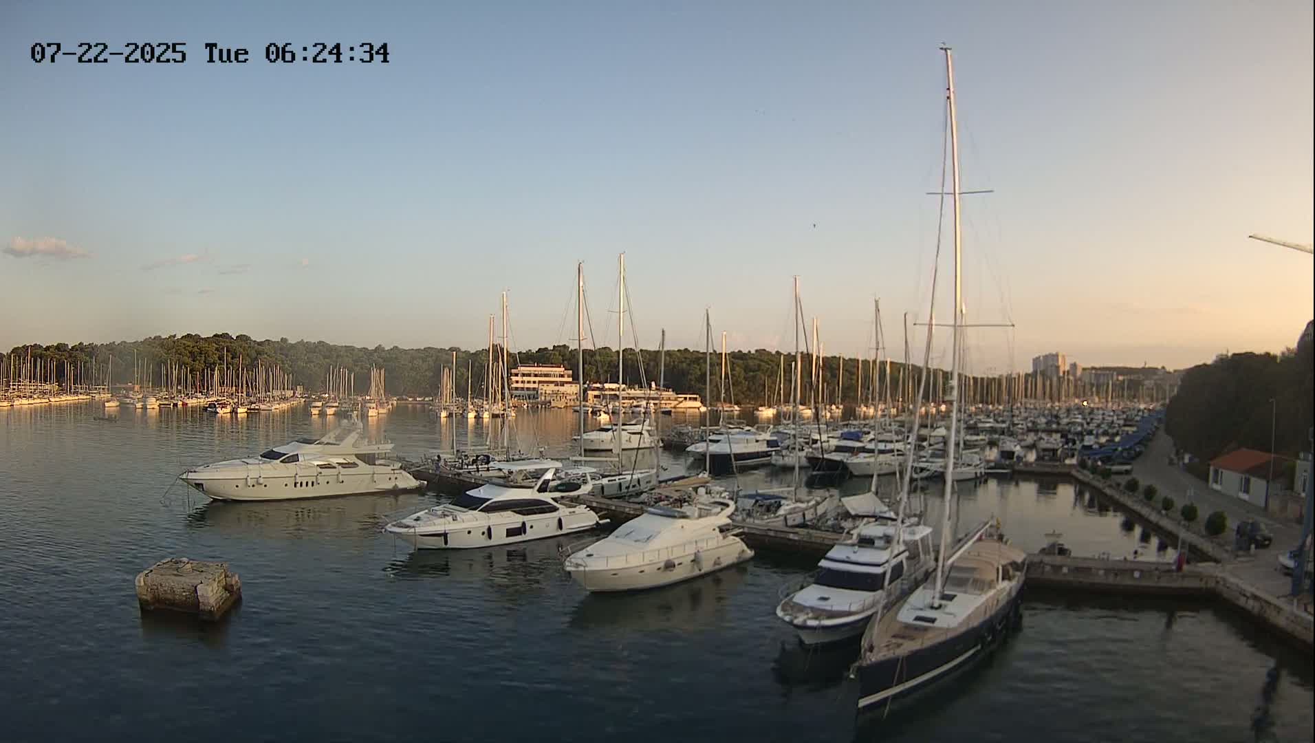 Pula, Marina Veruda East View Live Cam - Pjescana Uvala, Pula, Istria, Croatia