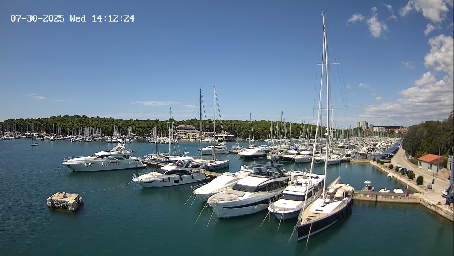 Pula, Marina Veruda East View Live Cam - Pjescana Uvala, Pula, Istria, Croatia