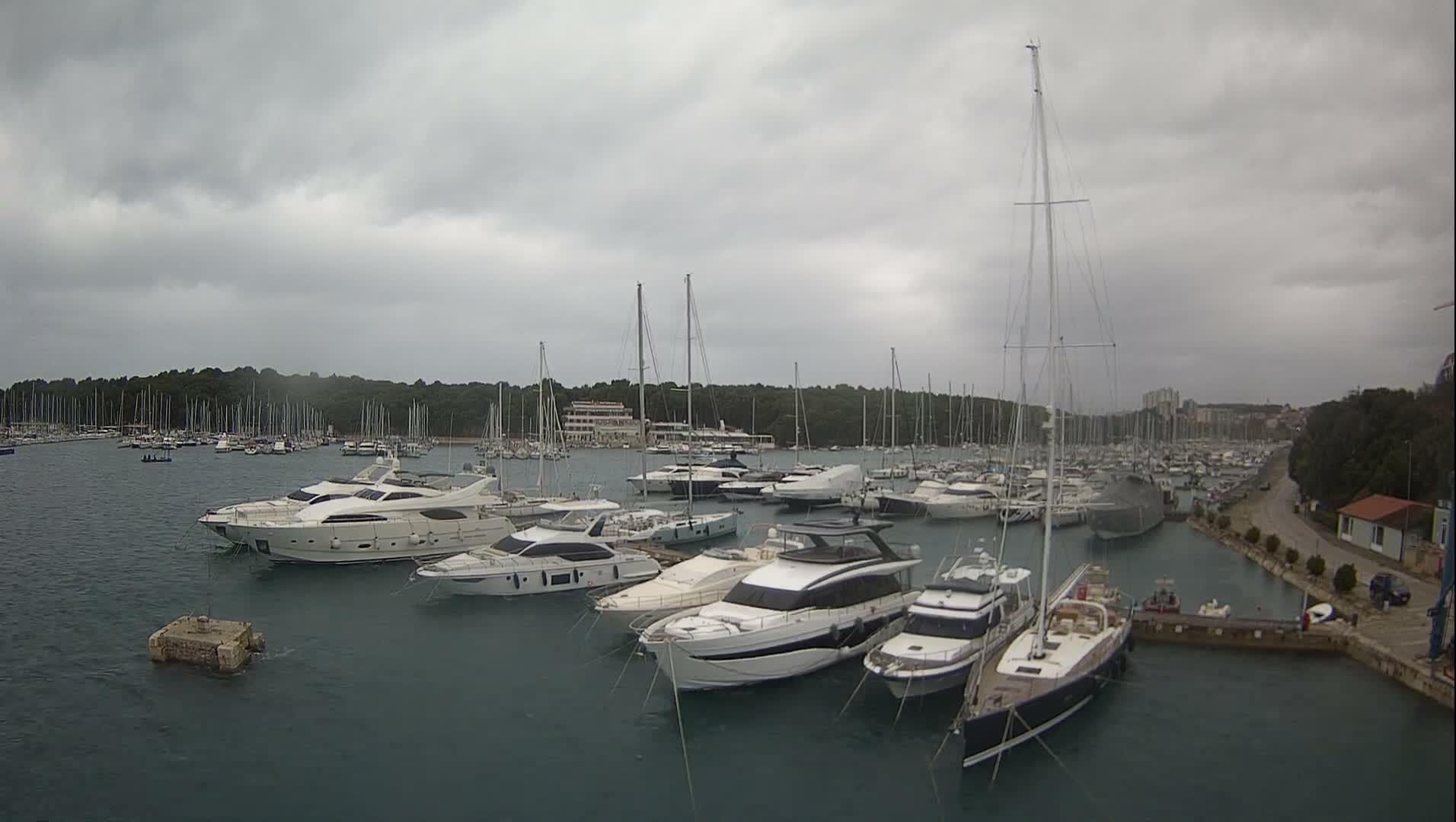 Pula, Marina Veruda East View Live Cam - Pjescana Uvala, Pula, Istria, Croatia