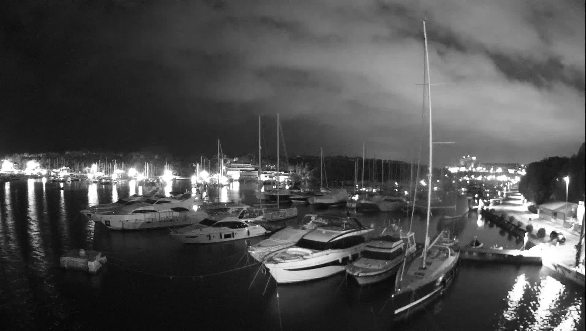 Pula, Marina Veruda East View Live Cam - Pjescana Uvala, Pula, Istria, Croatia