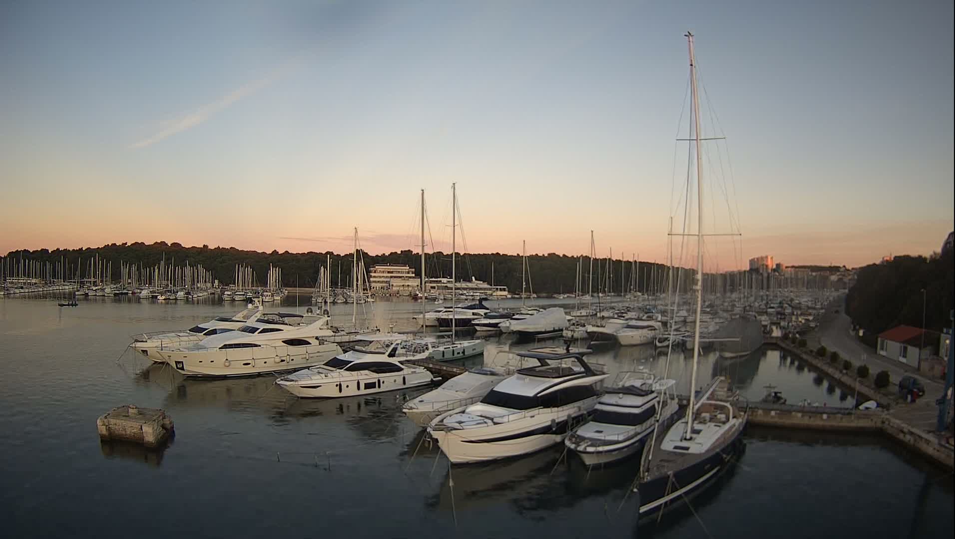Pula, Marina Veruda East View Live Cam - Pjescana Uvala, Pula, Istria, Croatia