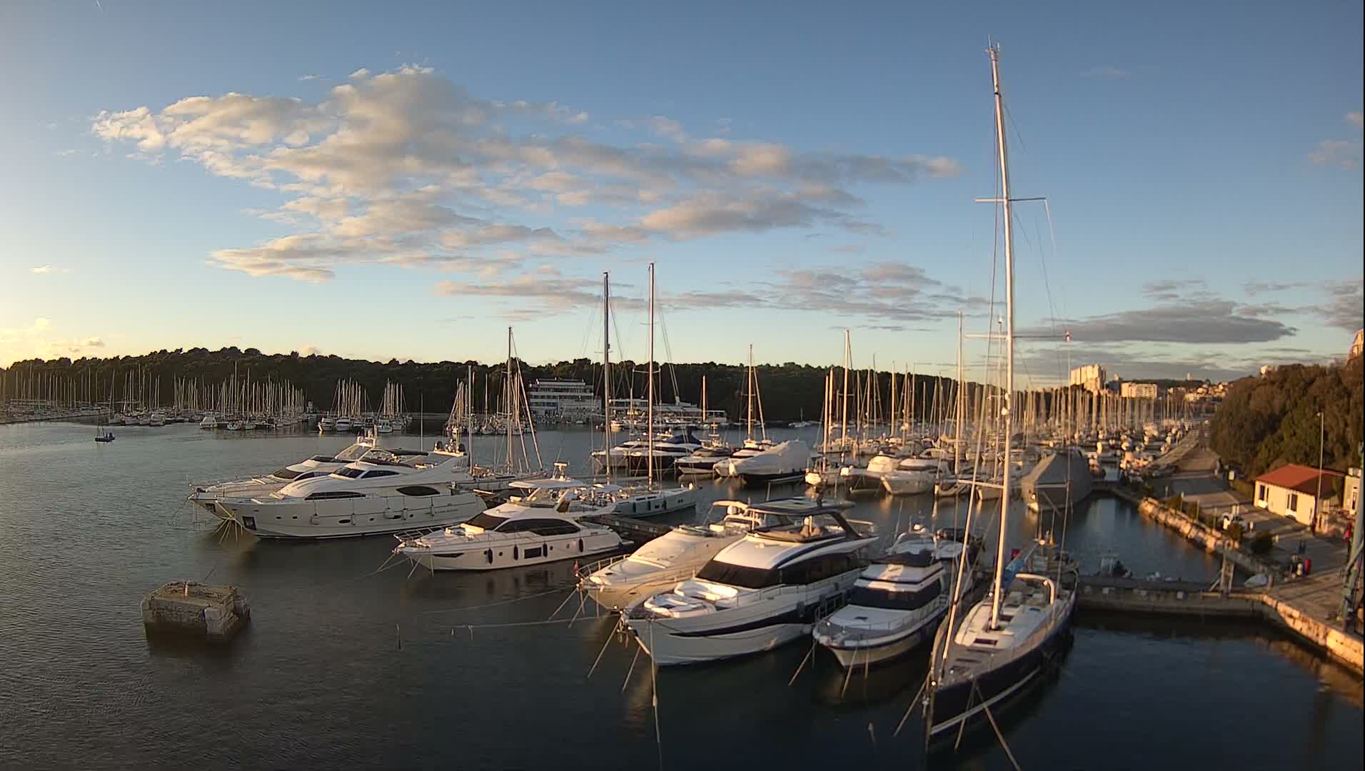 Pula, Marina Veruda East View Live Cam - Pjescana Uvala, Pula, Istria, Croatia
