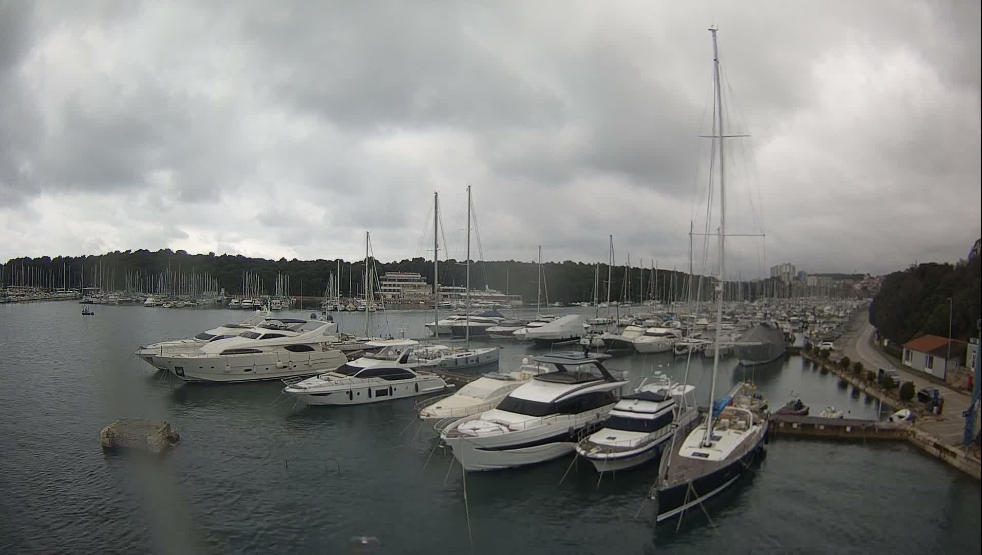 Pula, Marina Veruda East View Live Cam - Pjescana Uvala, Pula, Istria, Croatia