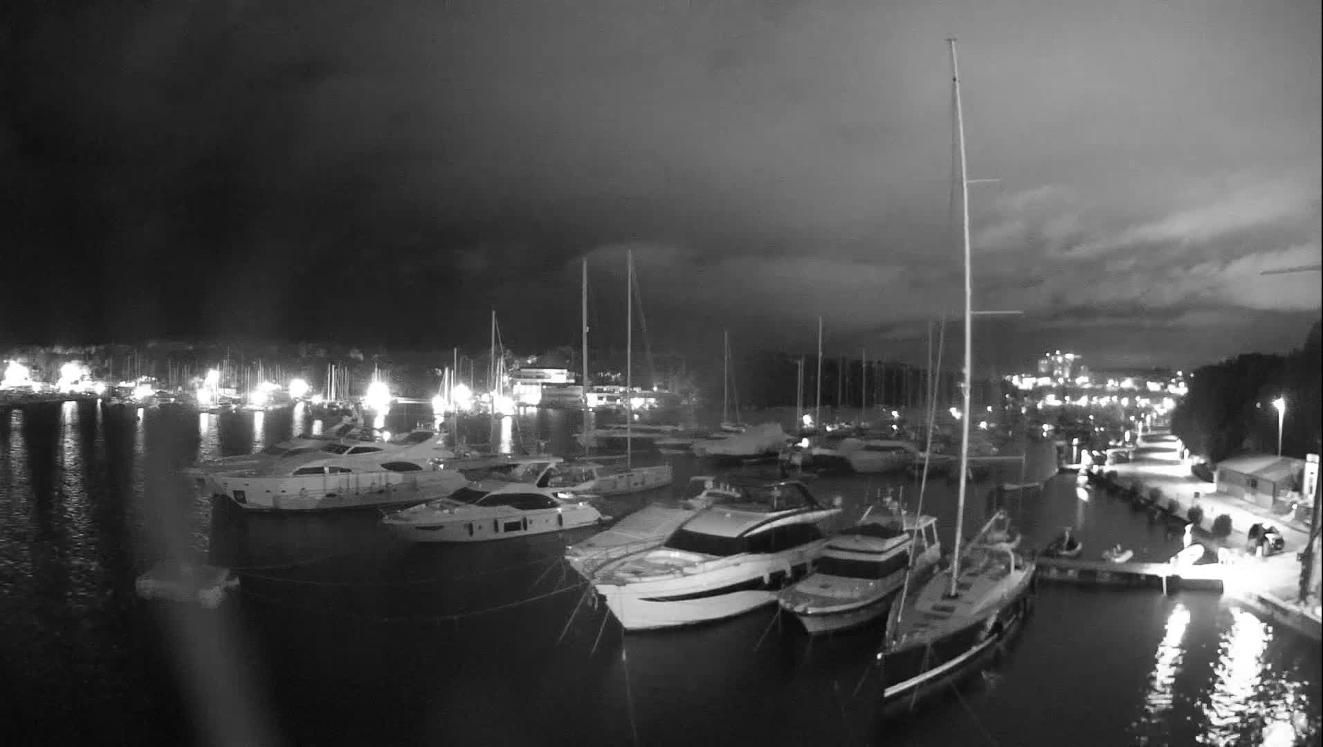 Pula, Marina Veruda East View Live Cam - Pjescana Uvala, Pula, Istria, Croatia