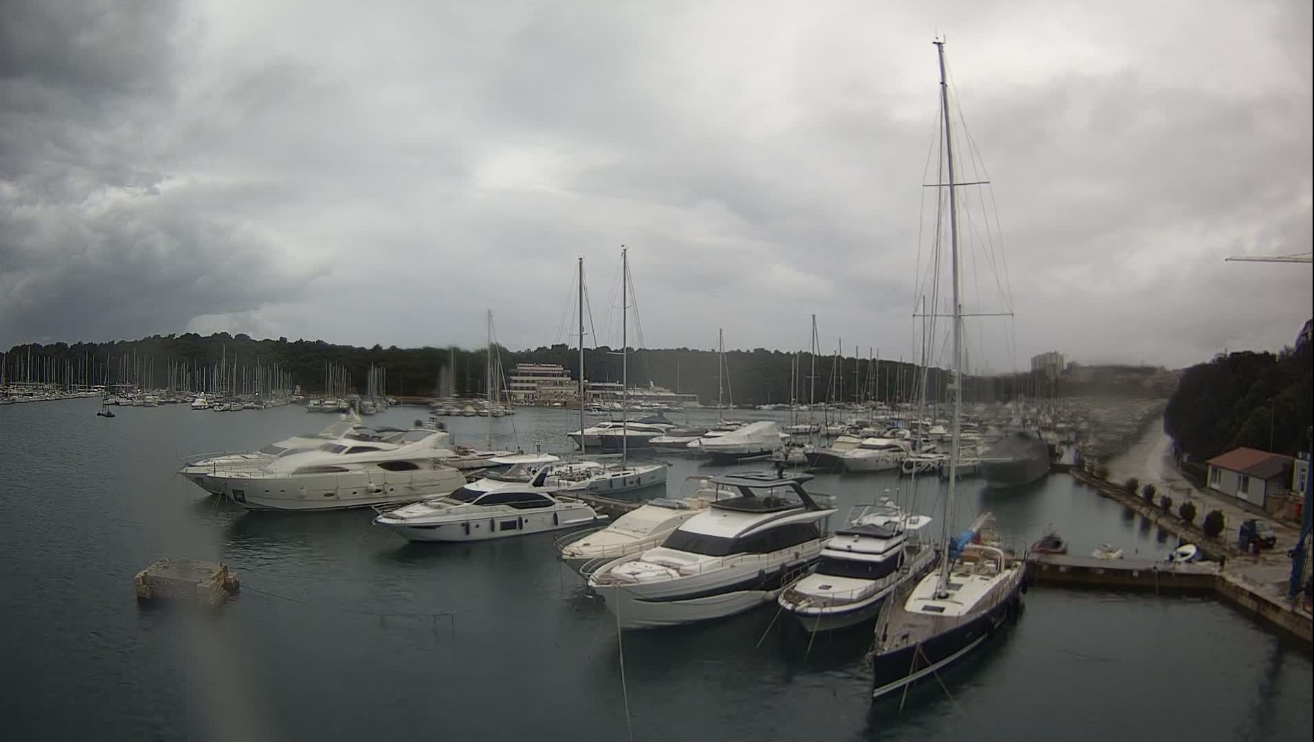 Pula, Marina Veruda East View Live Cam - Pjescana Uvala, Pula, Istria, Croatia