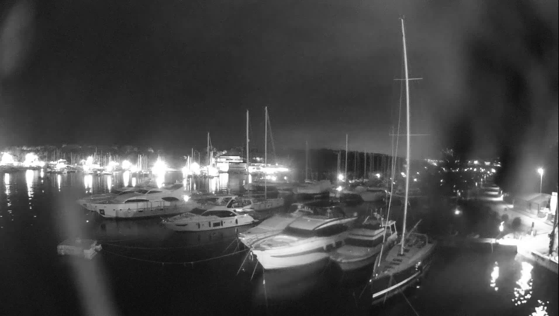 Pula, Marina Veruda East View Live Cam - Pjescana Uvala, Pula, Istria, Croatia