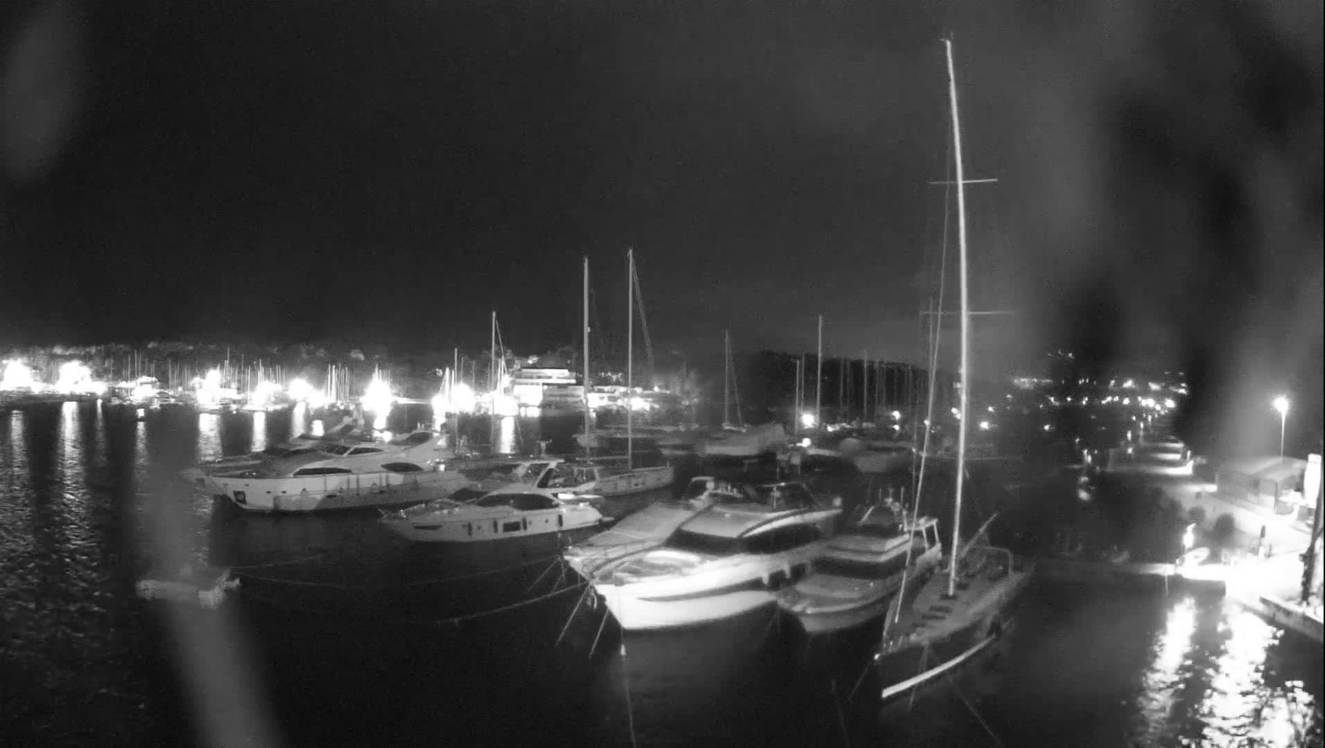 Pula, Marina Veruda East View Live Cam - Pjescana Uvala, Pula, Istria, Croatia