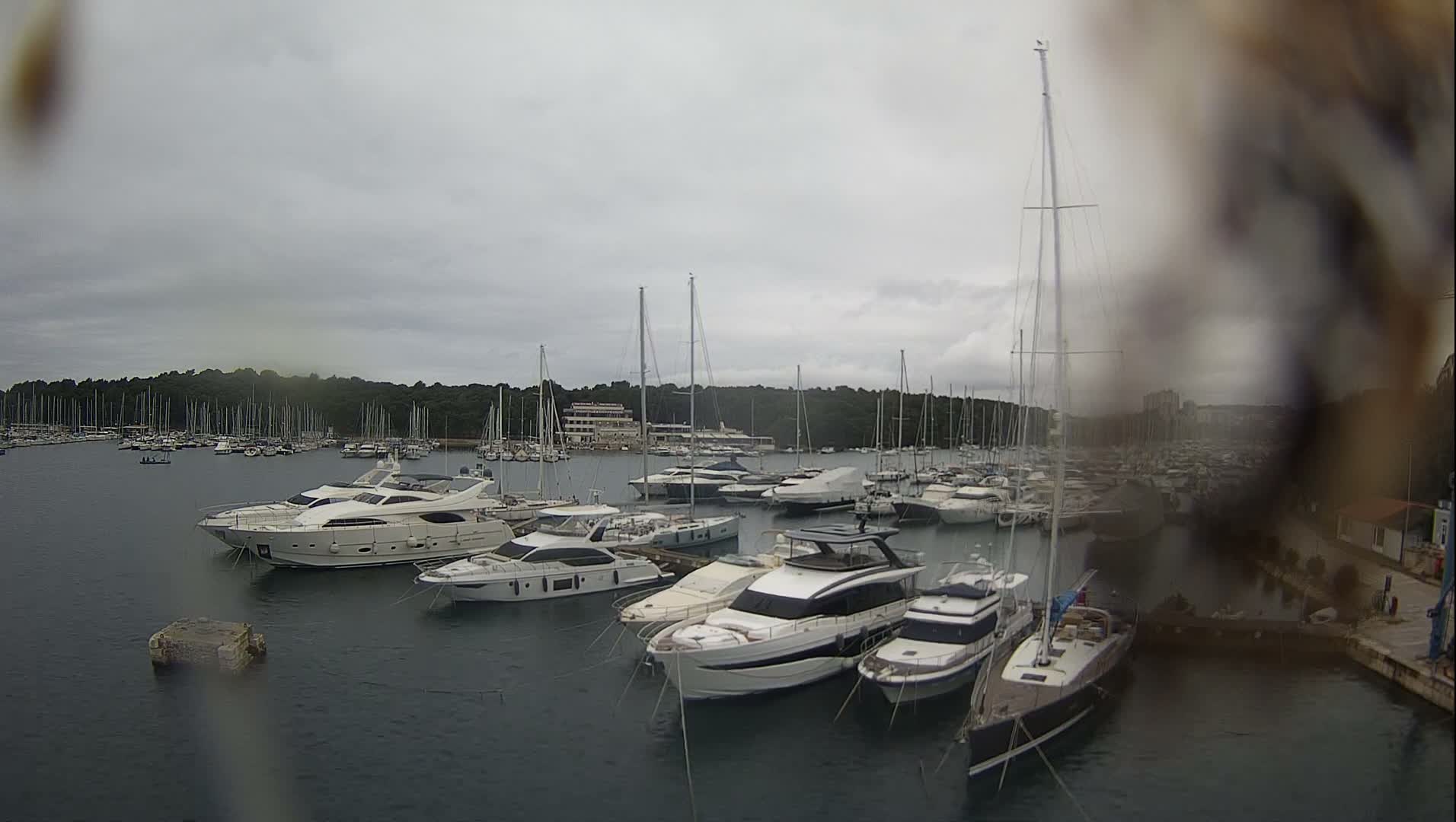 Pula, Marina Veruda East View Live Cam - Pjescana Uvala, Pula, Istria, Croatia