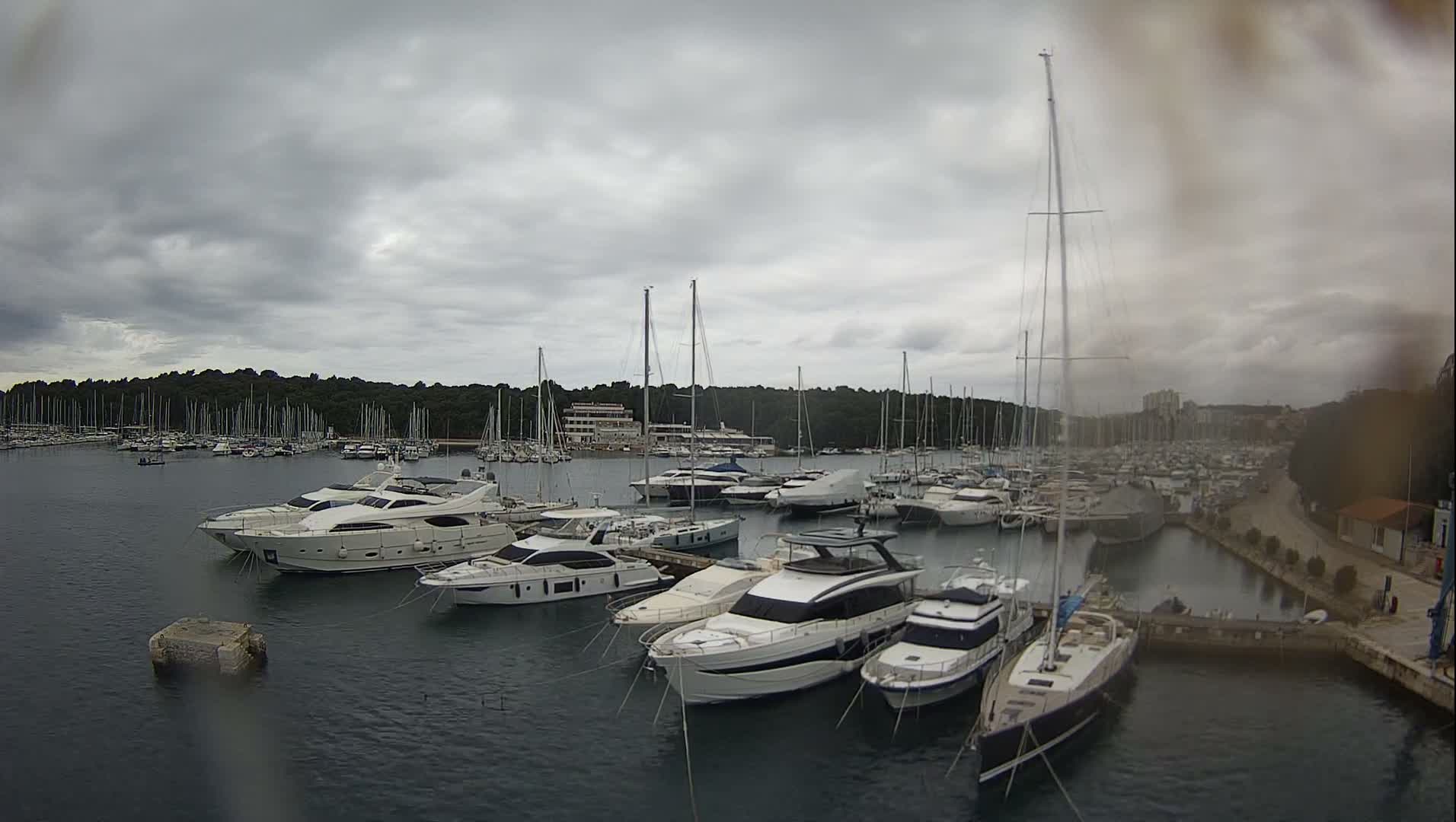 Pula, Marina Veruda East View Live Cam - Pjescana Uvala, Pula, Istria, Croatia