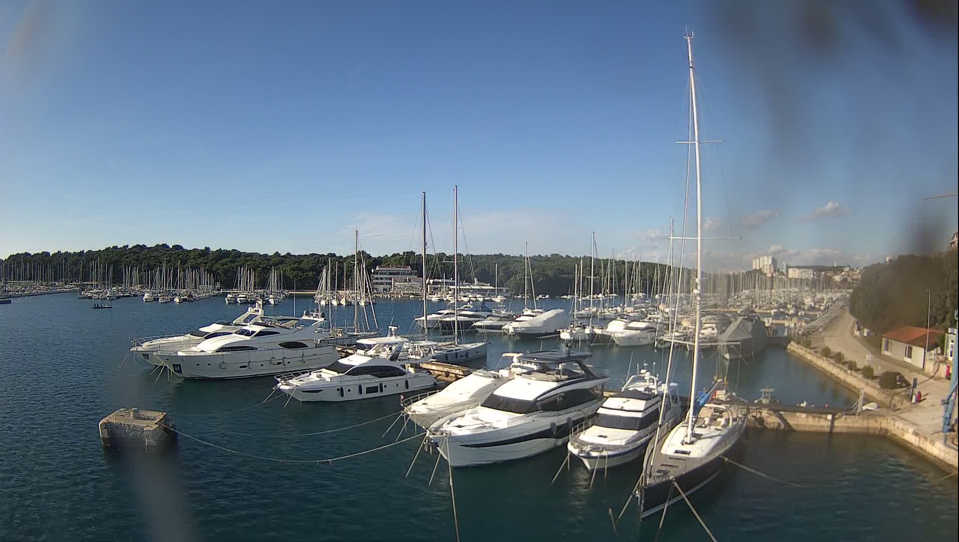 Pula, Marina Veruda East View Live Cam - Pjescana Uvala, Pula, Istria, Croatia