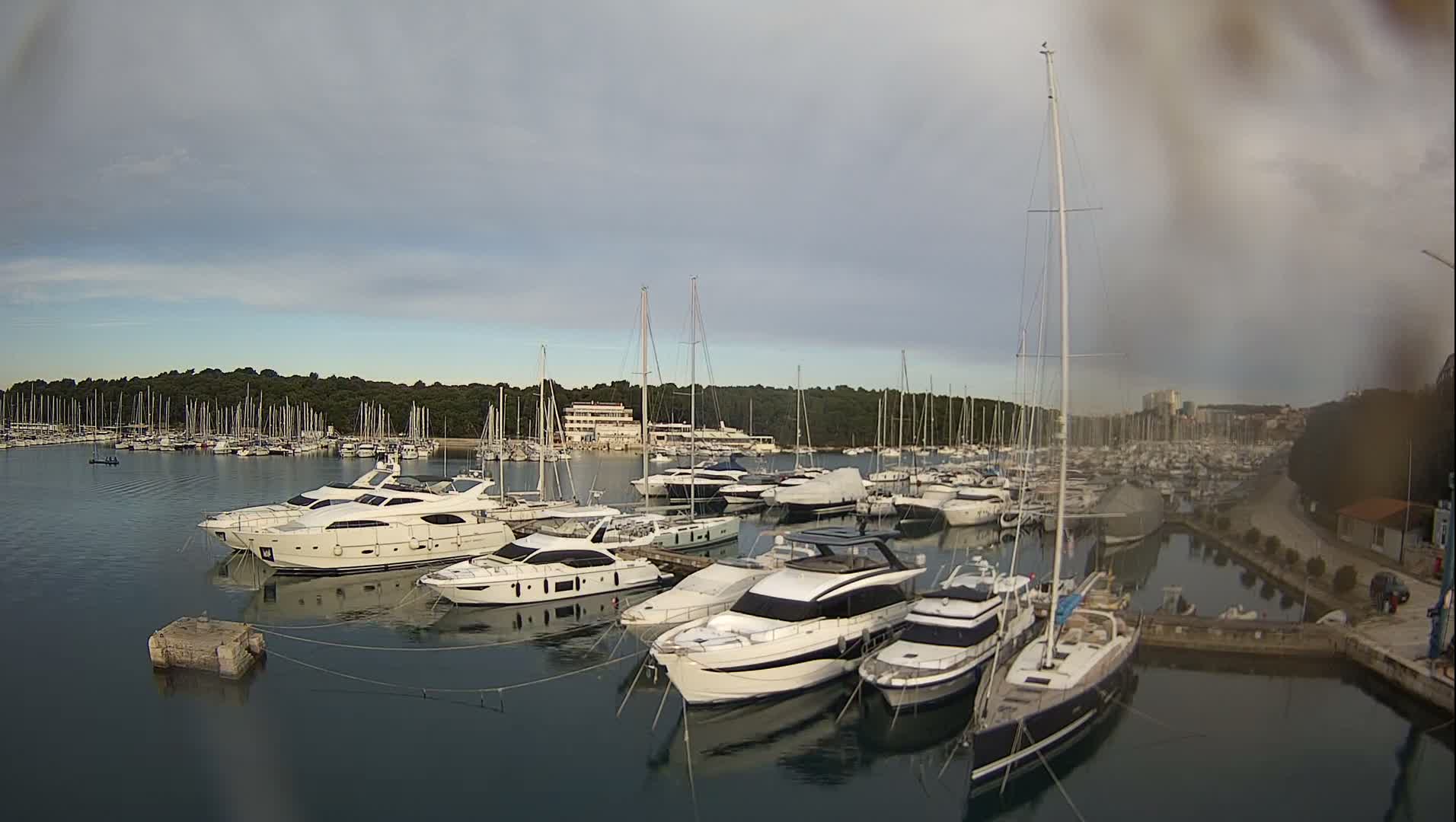 Pula, Marina Veruda East View Live Cam - Pjescana Uvala, Pula, Istria, Croatia