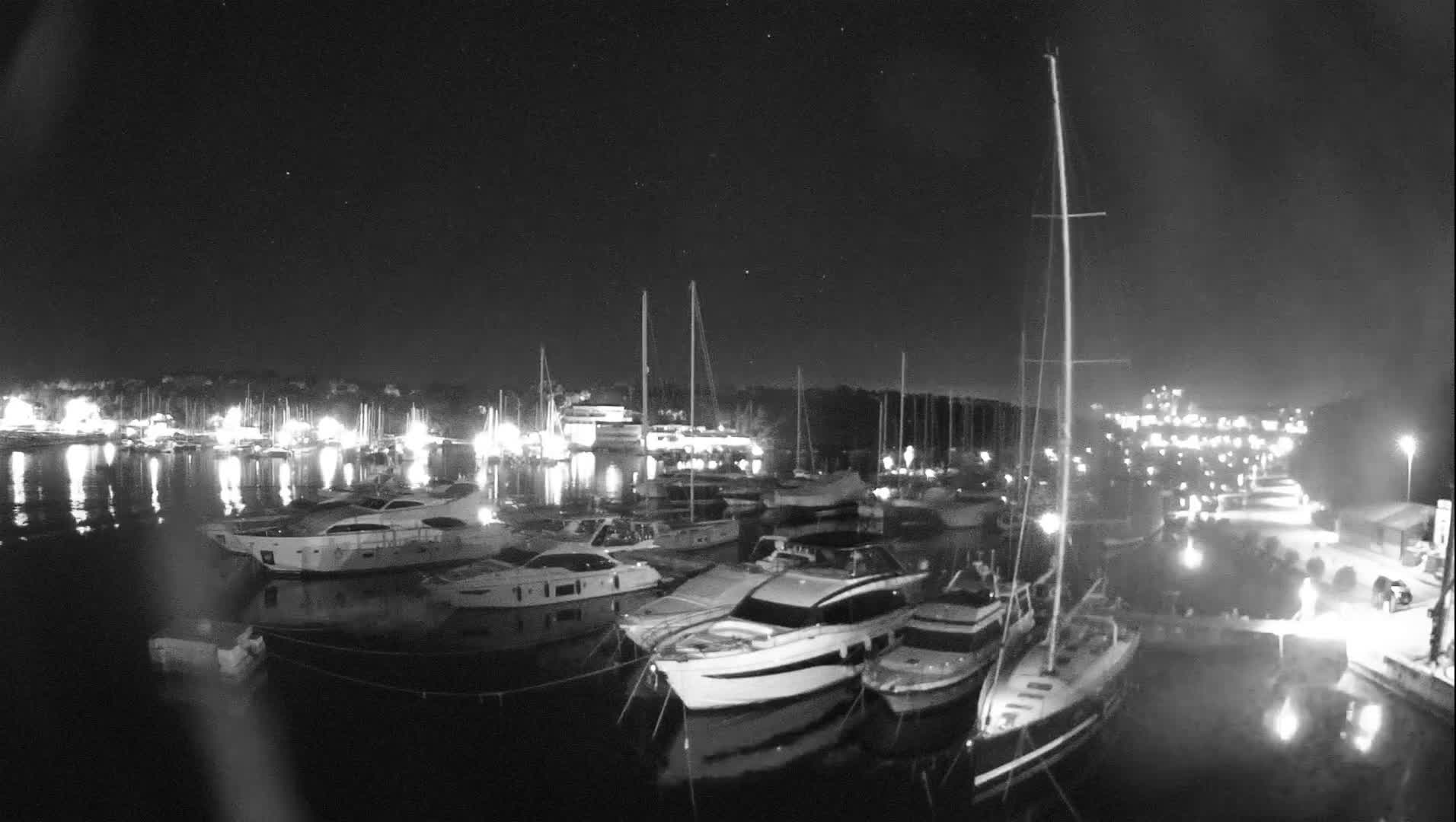 Pula, Marina Veruda East View Live Cam - Pjescana Uvala, Pula, Istria, Croatia