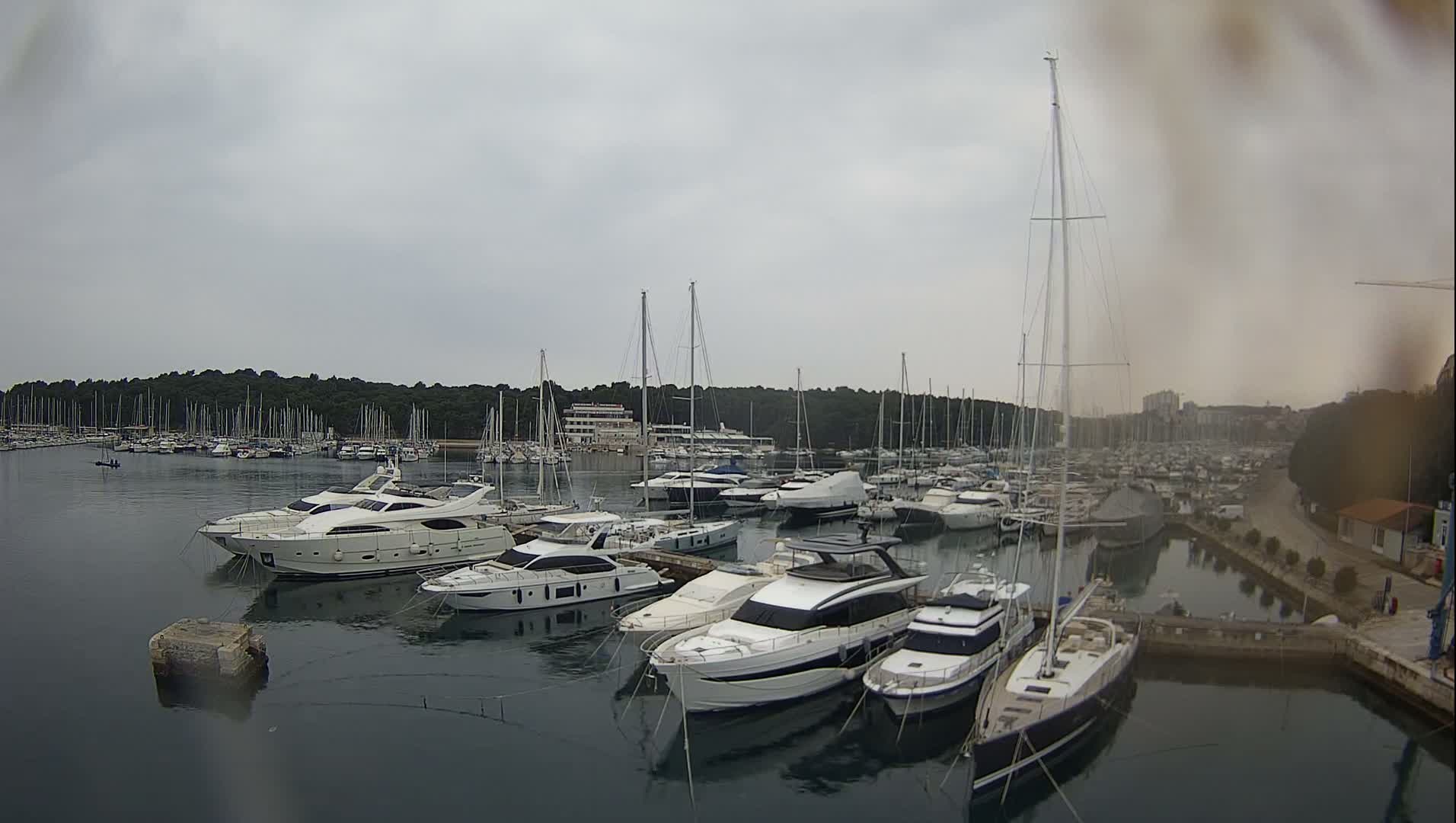 Pula, Marina Veruda East View Live Cam - Pjescana Uvala, Pula, Istria, Croatia