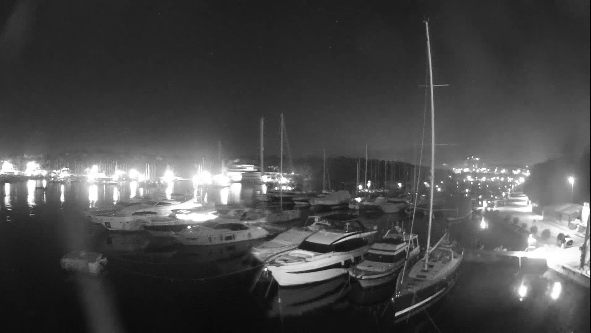 Pula, Marina Veruda East View Live Cam - Pjescana Uvala, Pula, Istria, Croatia