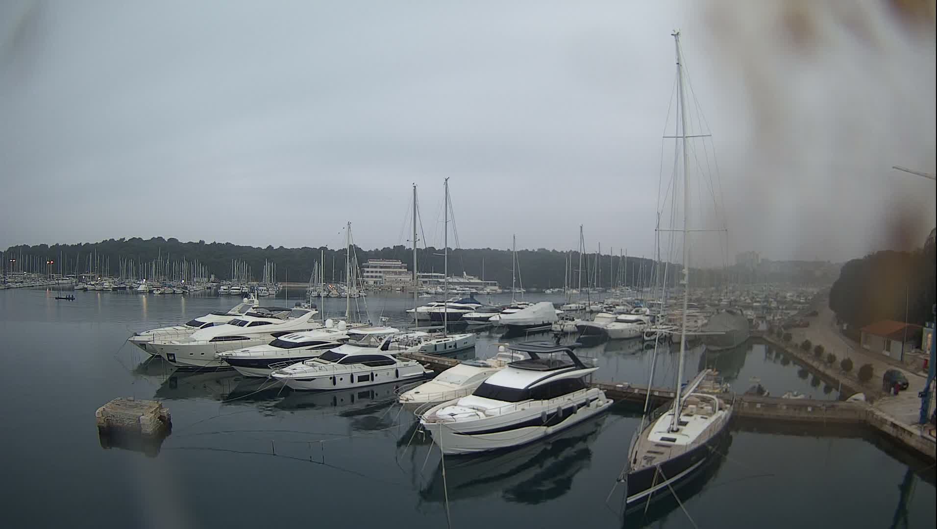 Pula, Marina Veruda East View Live Cam - Pjescana Uvala, Pula, Istria, Croatia