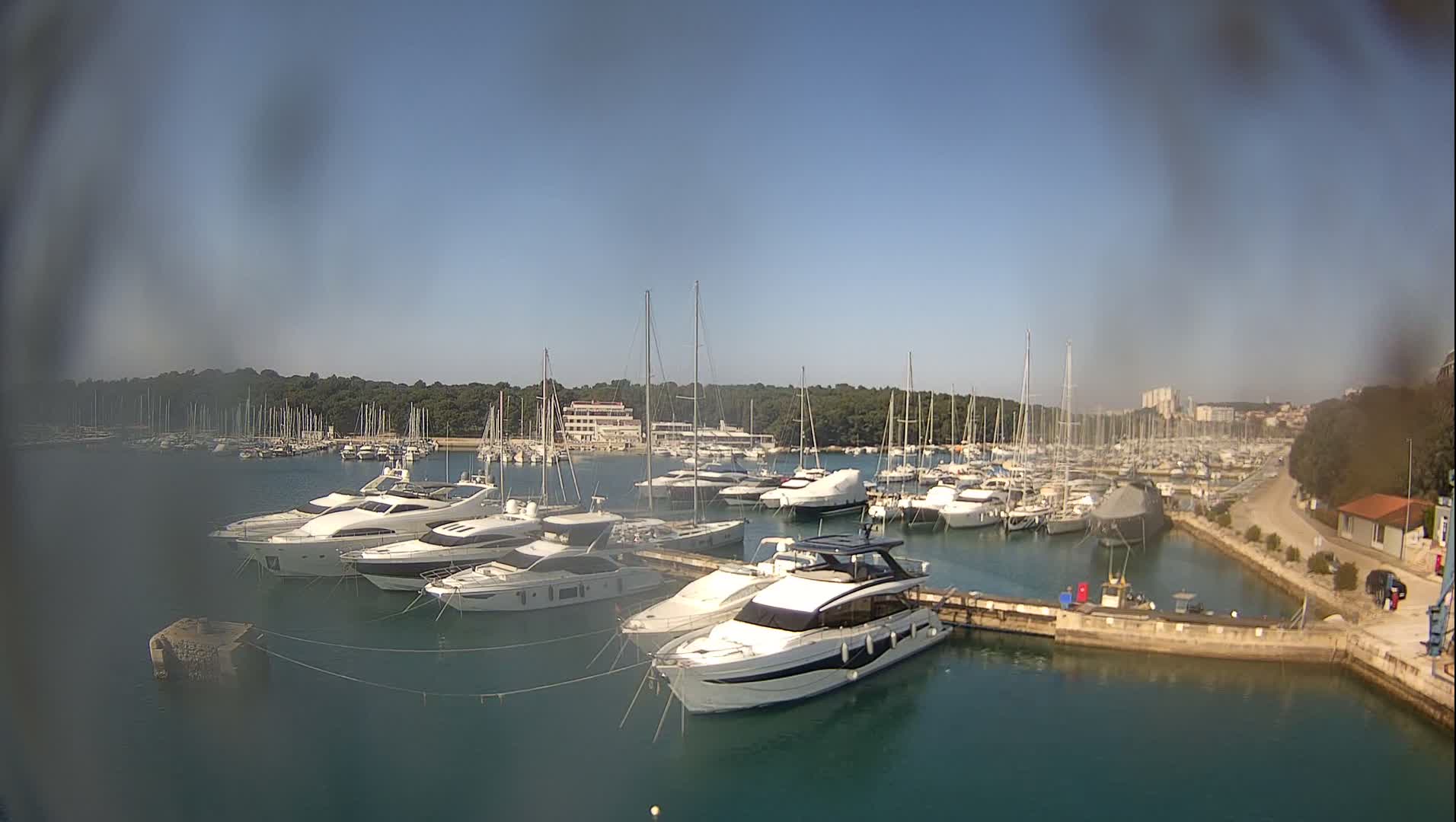 Pula, Marina Veruda East View Live Cam - Pjescana Uvala, Pula, Istria, Croatia