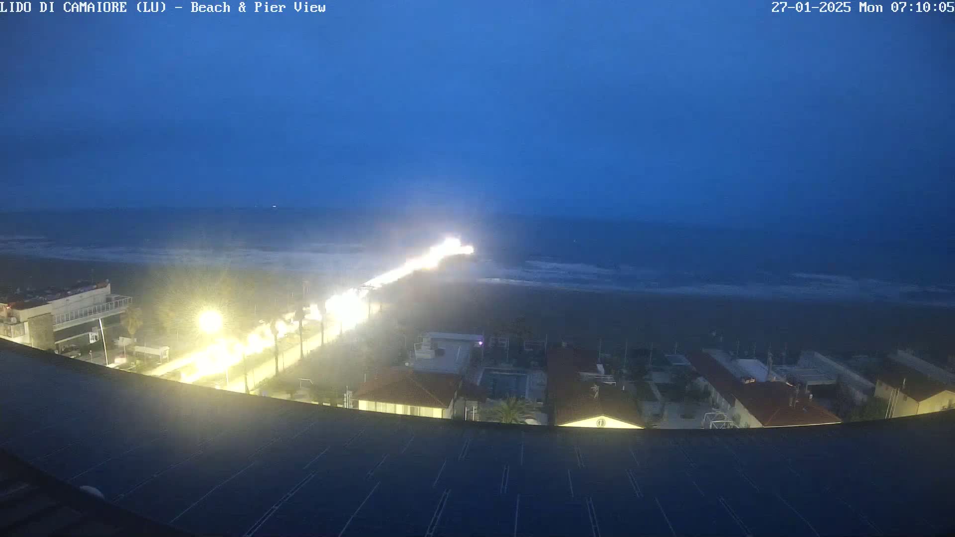 Versilia Beach , Lido di Camaiore Live Cam -  Lucca, Italy