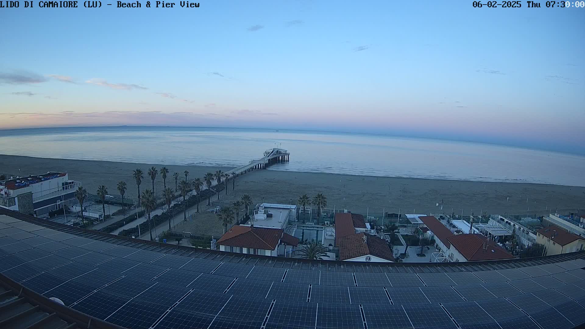Versilia Beach , Lido di Camaiore Live Cam -  Lucca, Italy