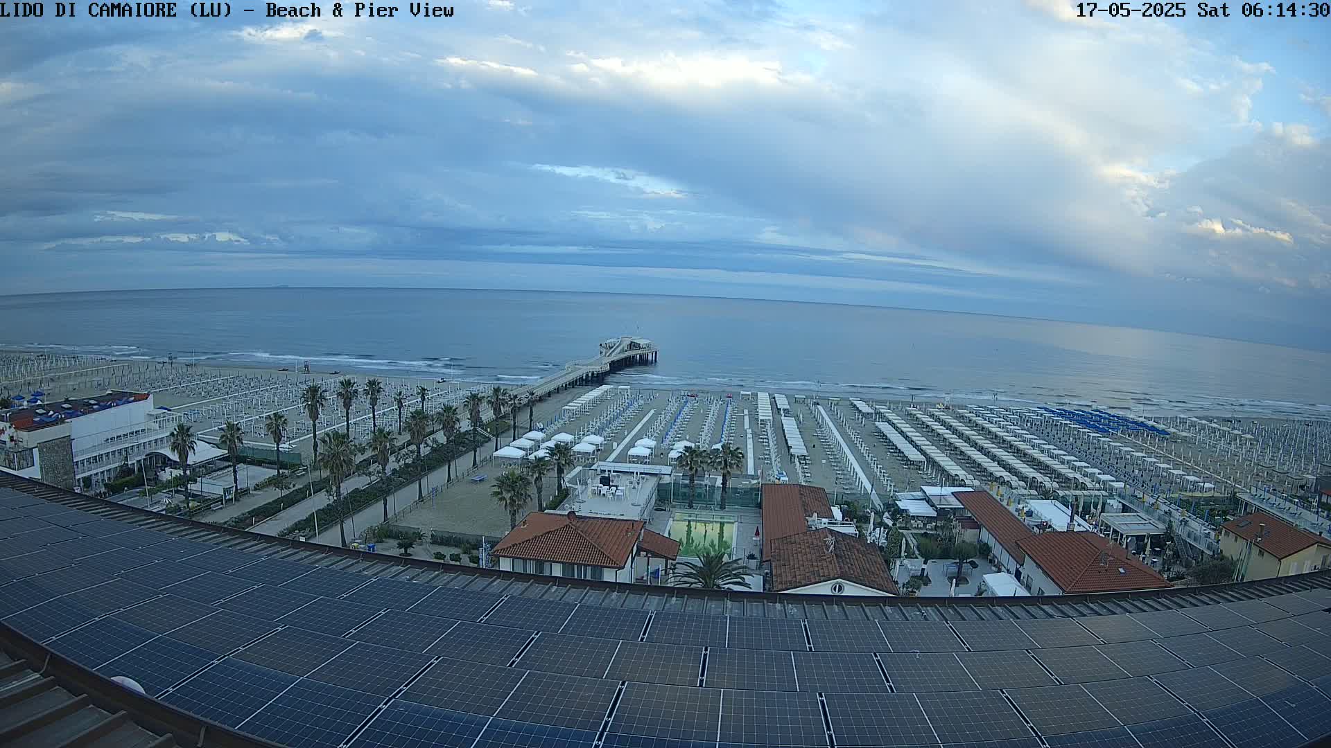 Versilia Beach , Lido di Camaiore Live Cam -  Lucca, Italy